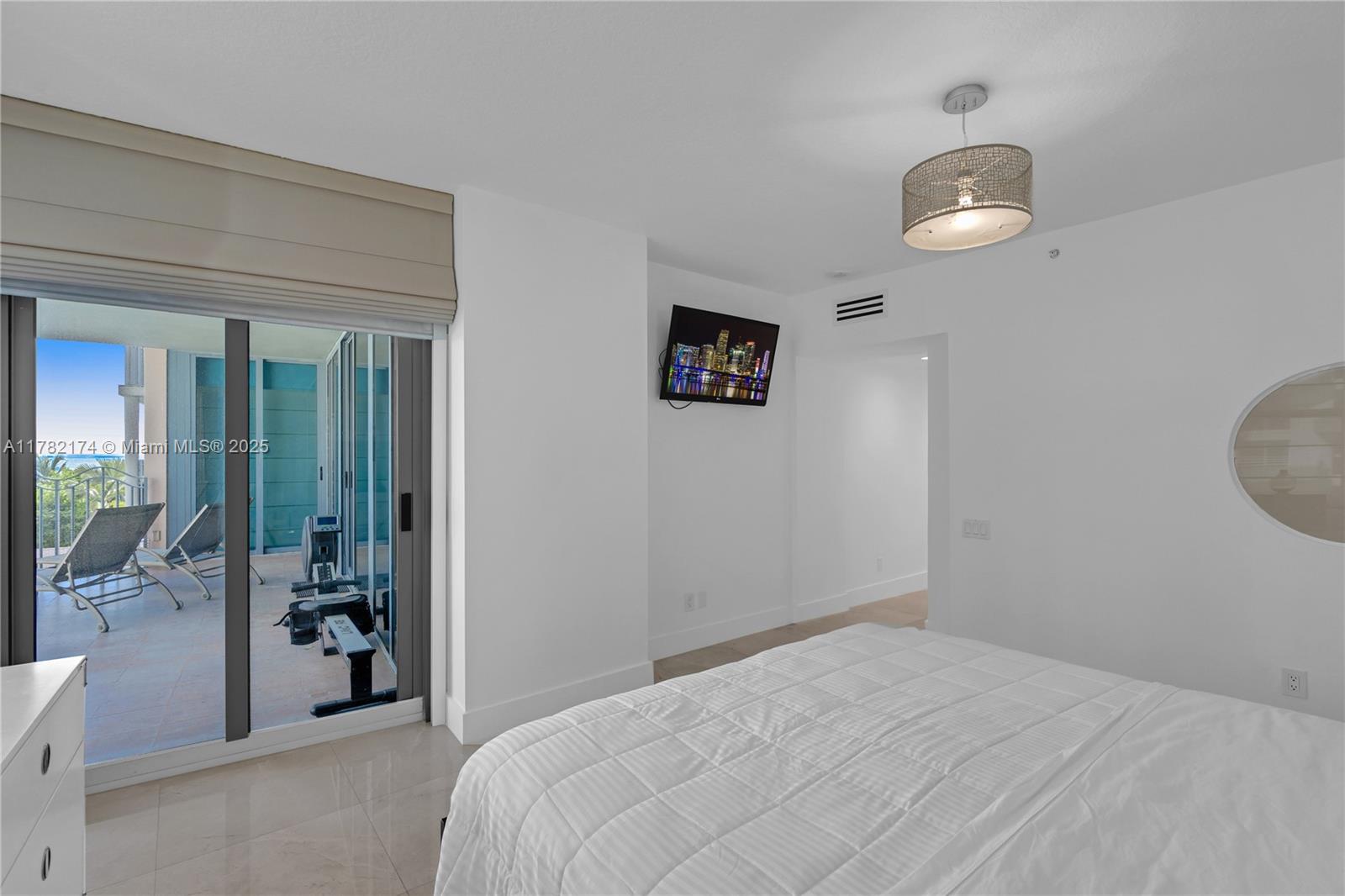 1500 Ocean Dr # 505