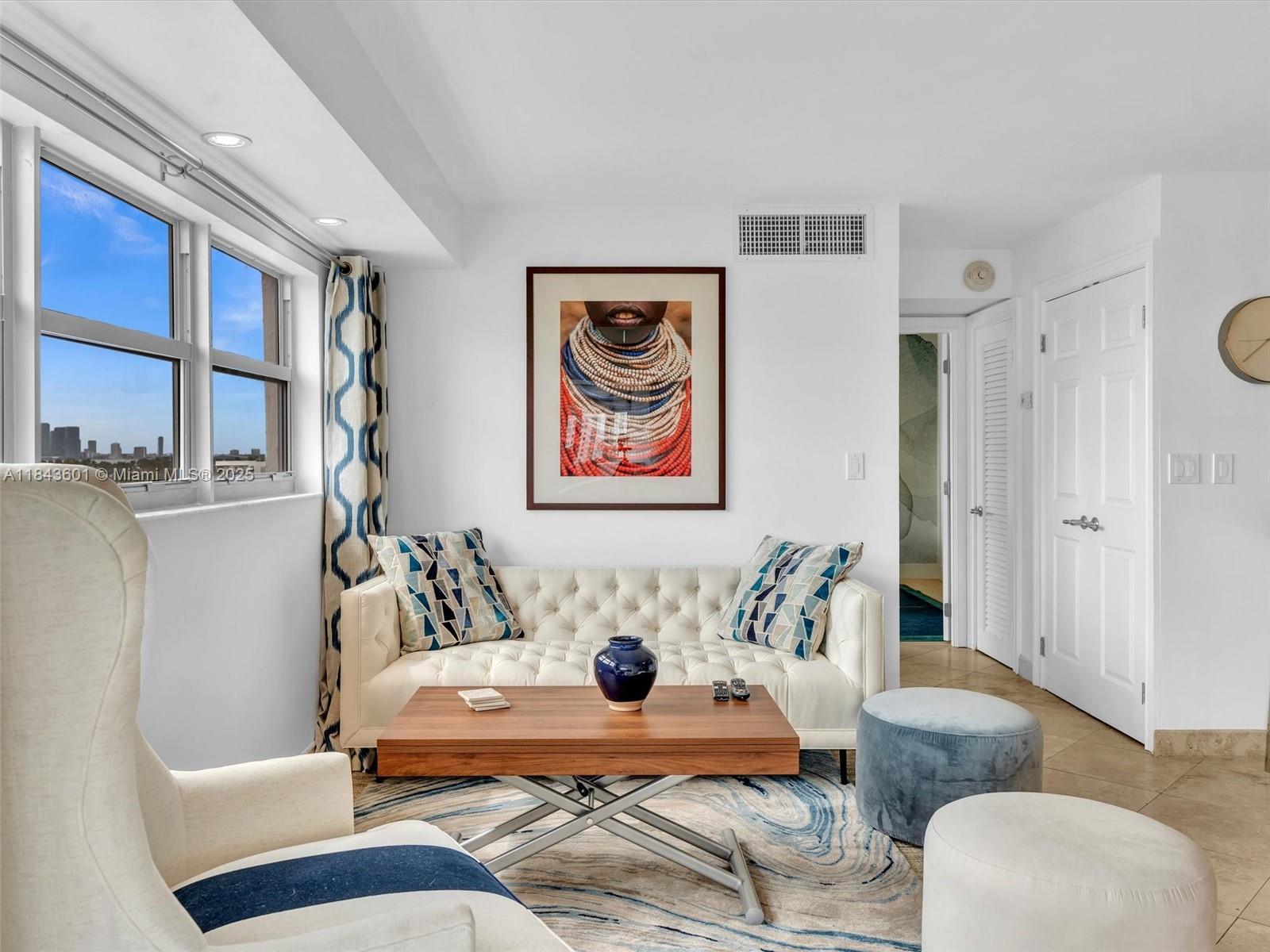 1881 Washington Ave # 10G