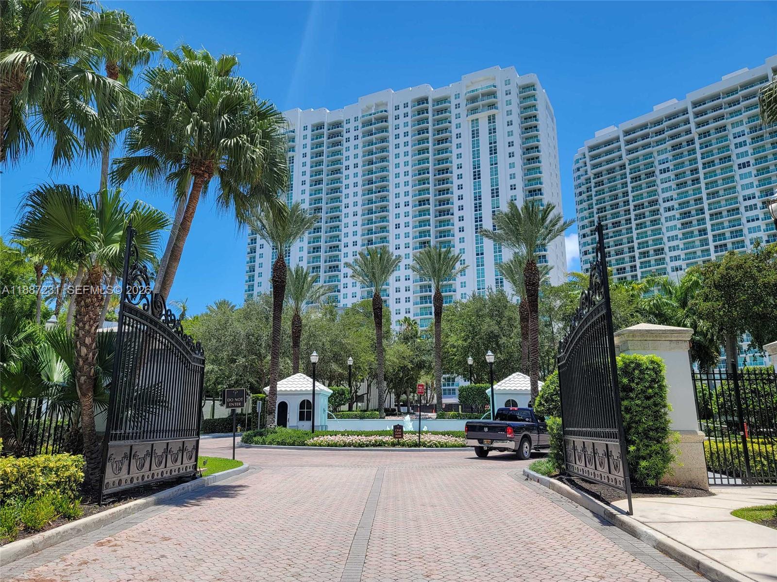 3201 NE 183rd ST # 05 Unit: PH2904-05