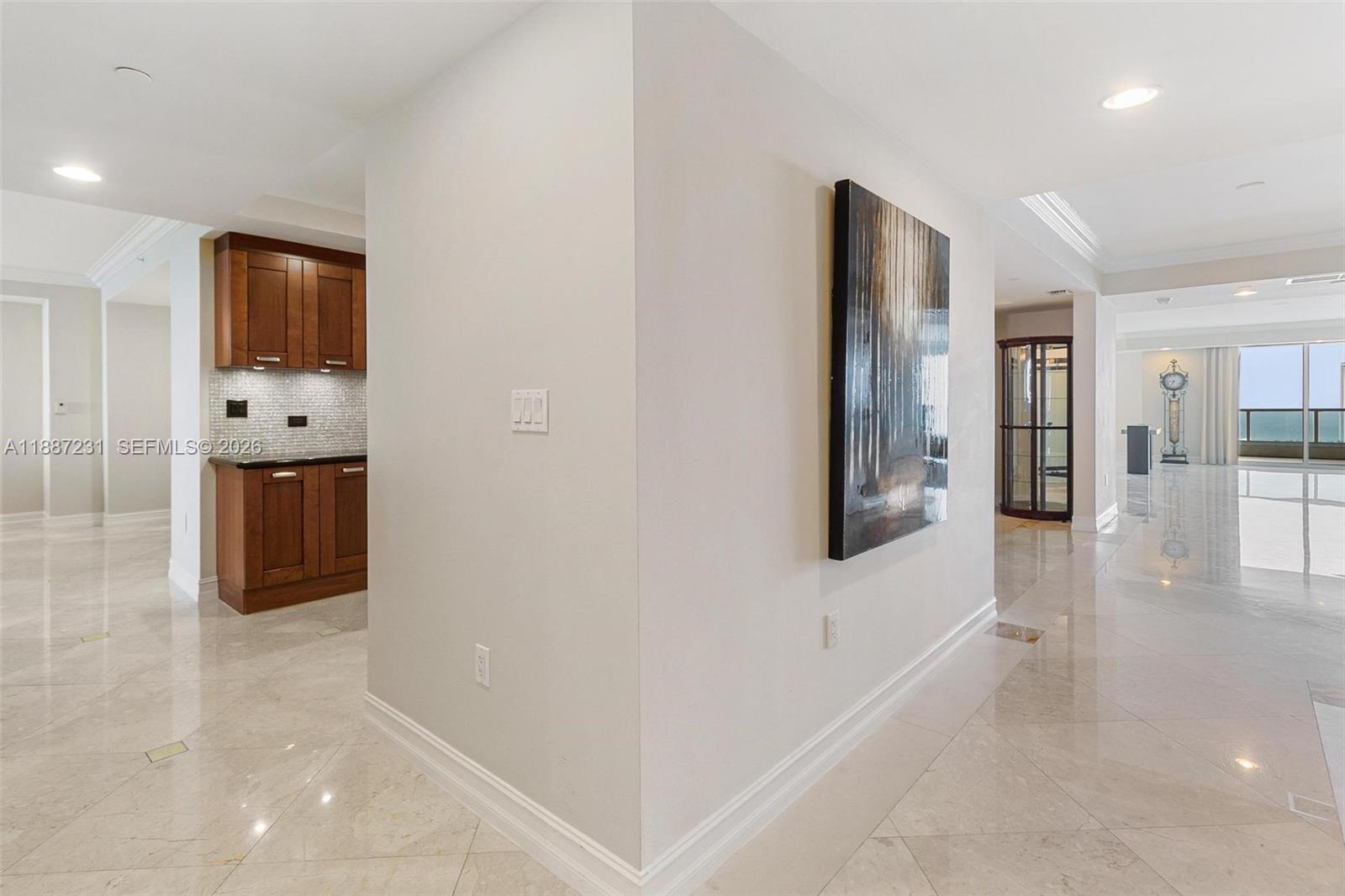 3201 NE 183rd ST # 05 Unit: PH2904-05