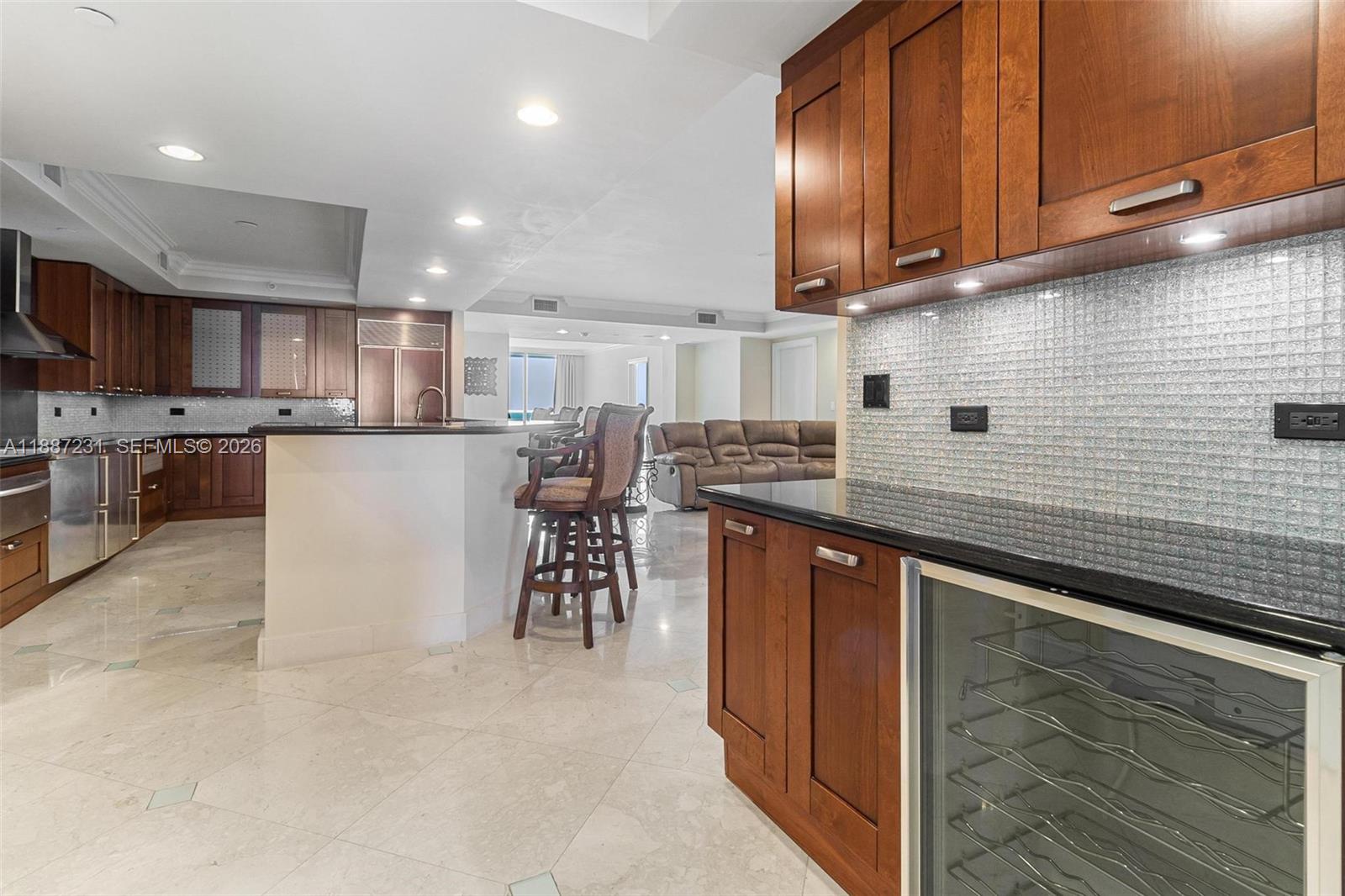 3201 NE 183rd ST # 05 Unit: PH2904-05