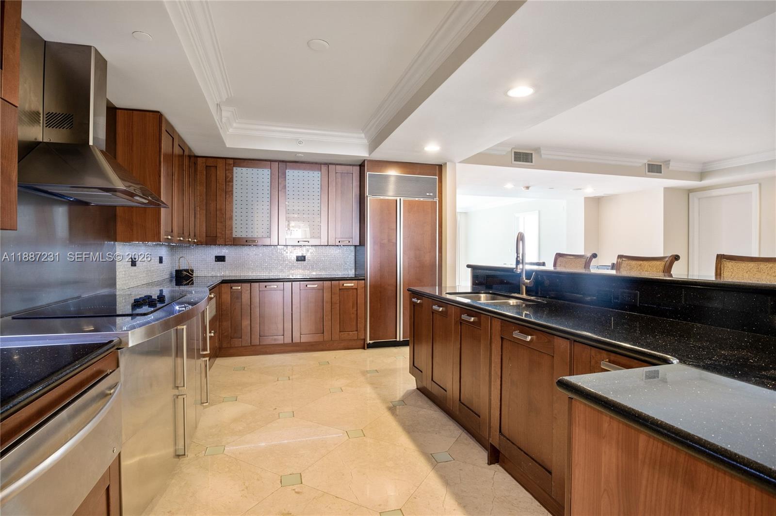 3201 NE 183rd ST # 05 Unit: PH2904-05
