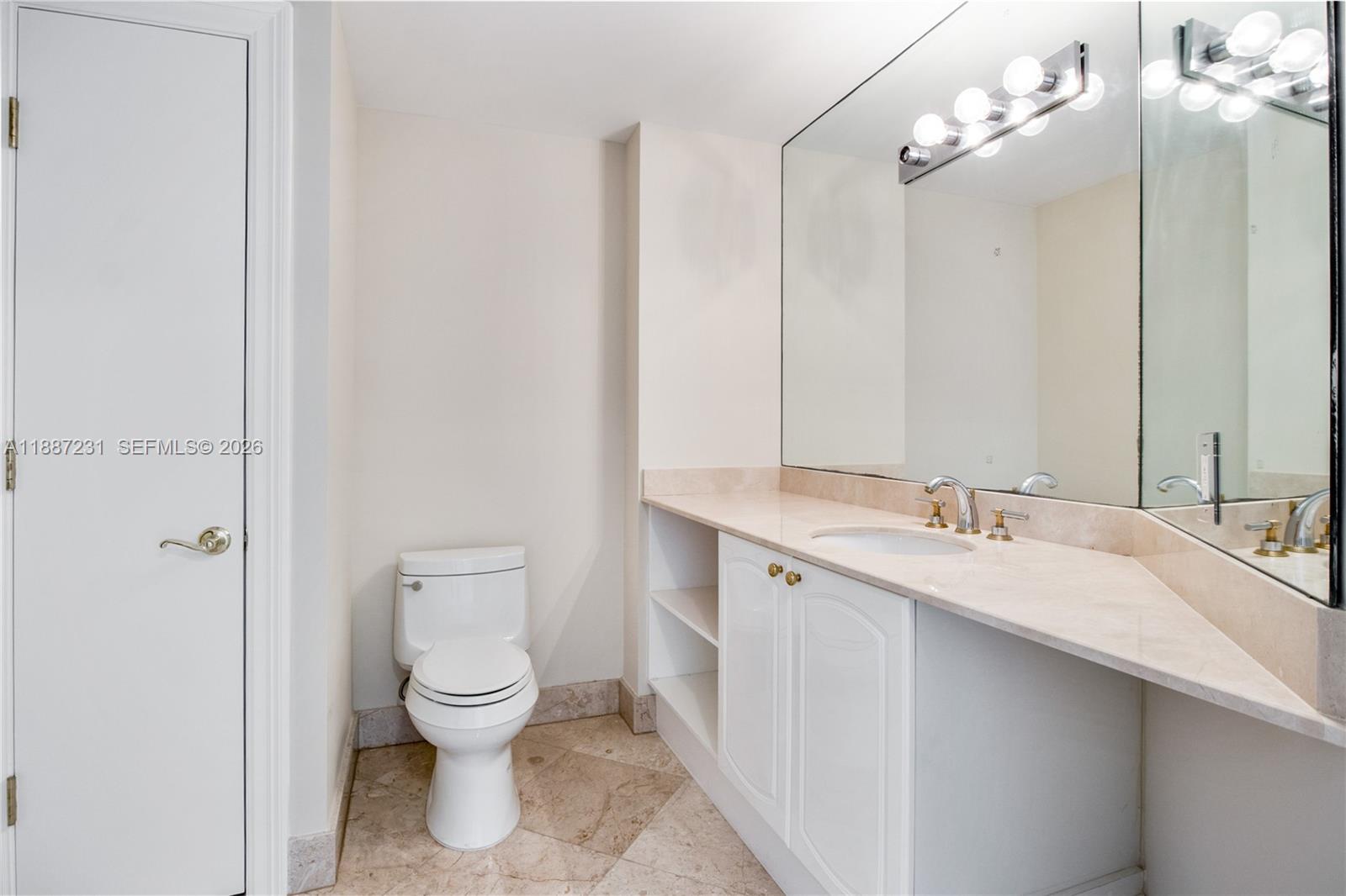 3201 NE 183rd ST # 05 Unit: PH2904-05