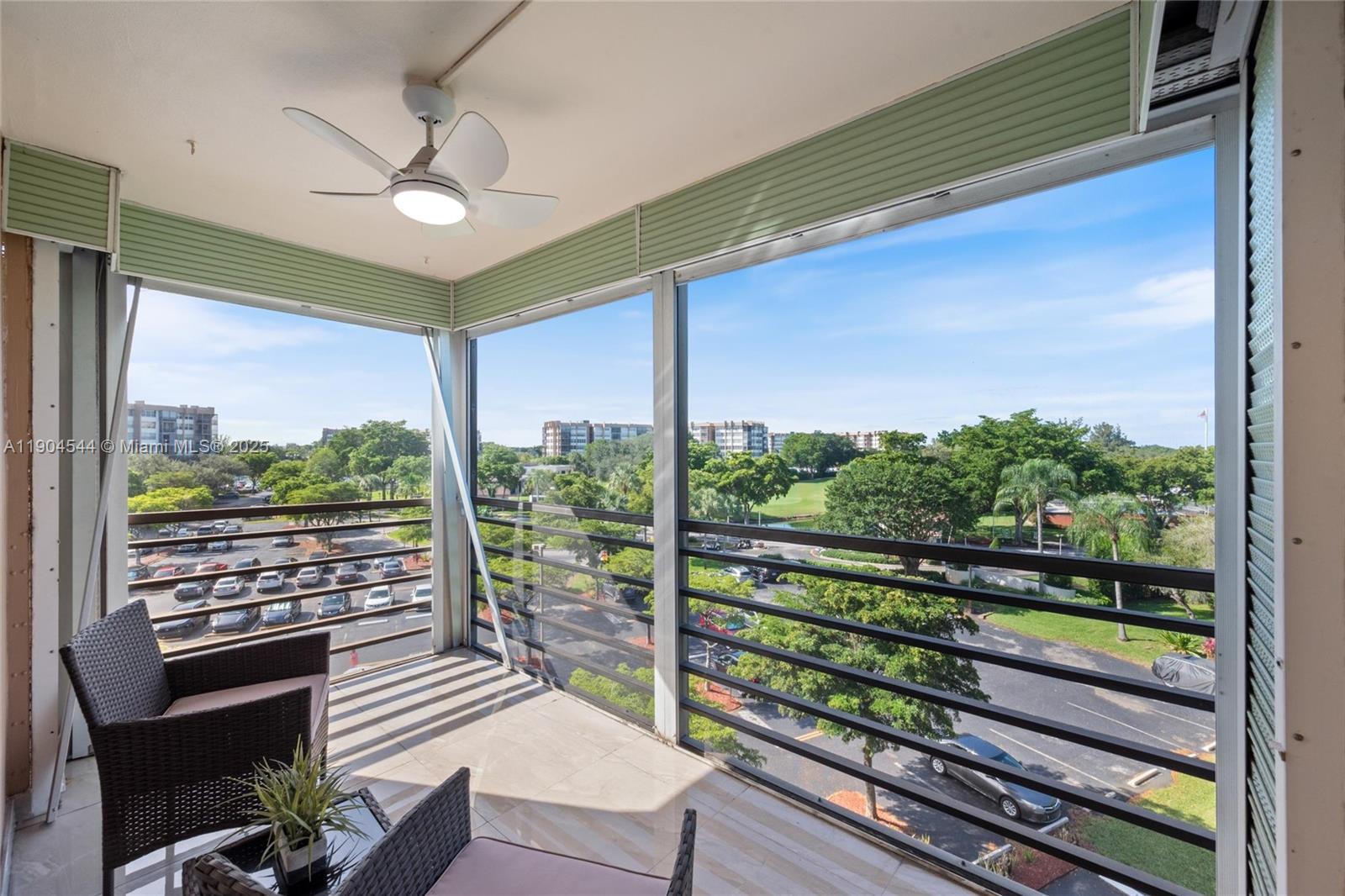 1400 Saint Charles Pl # 520