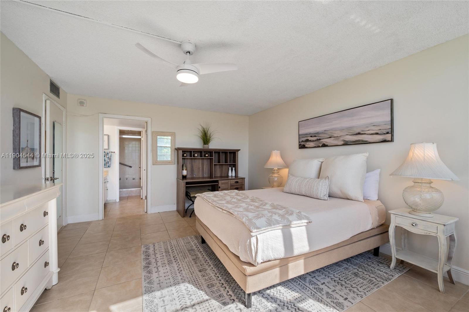 1400 Saint Charles Pl # 520