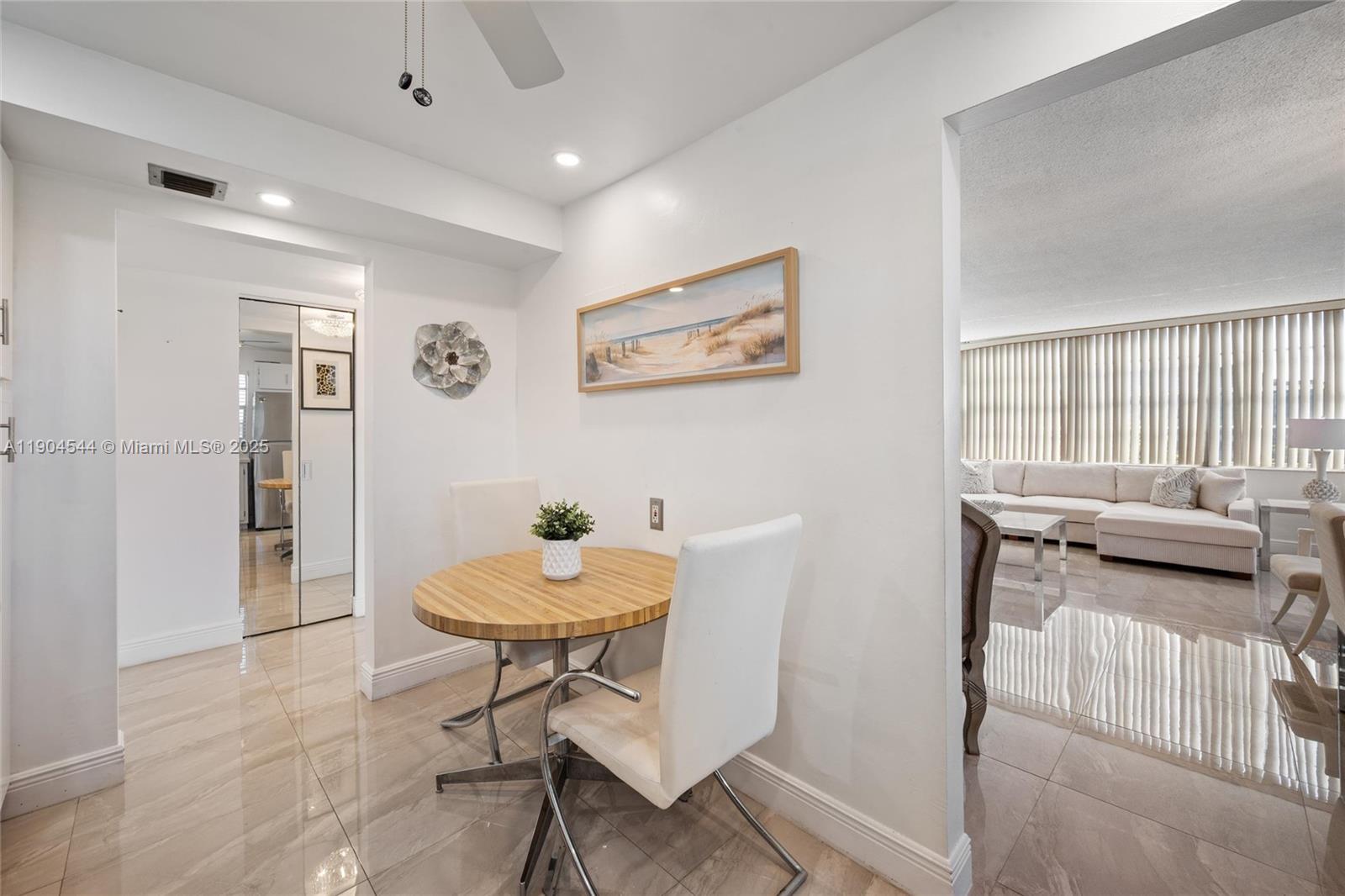 1400 Saint Charles Pl # 520