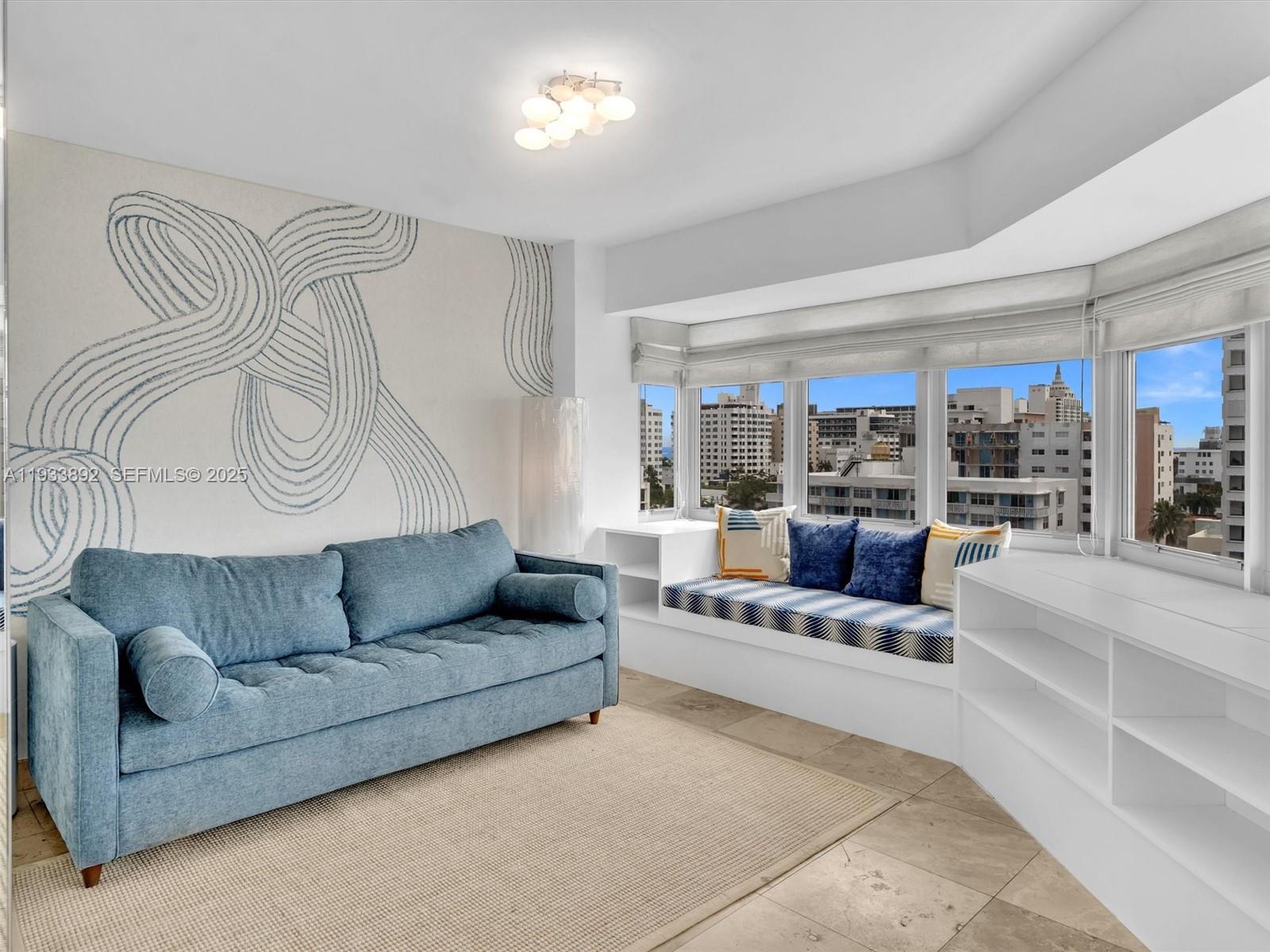 1881 Washington Ave # 10G