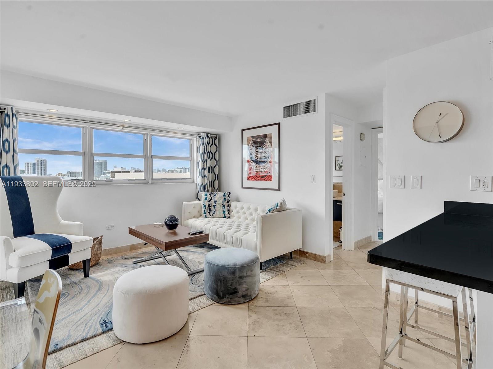 1881 Washington Ave # 10G