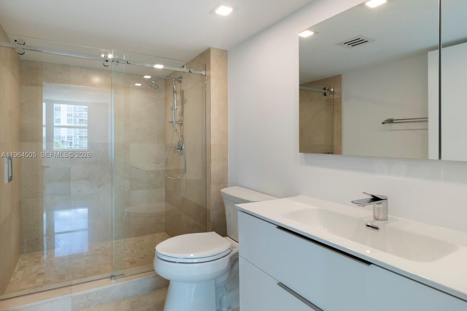 90 Alton Rd # 902