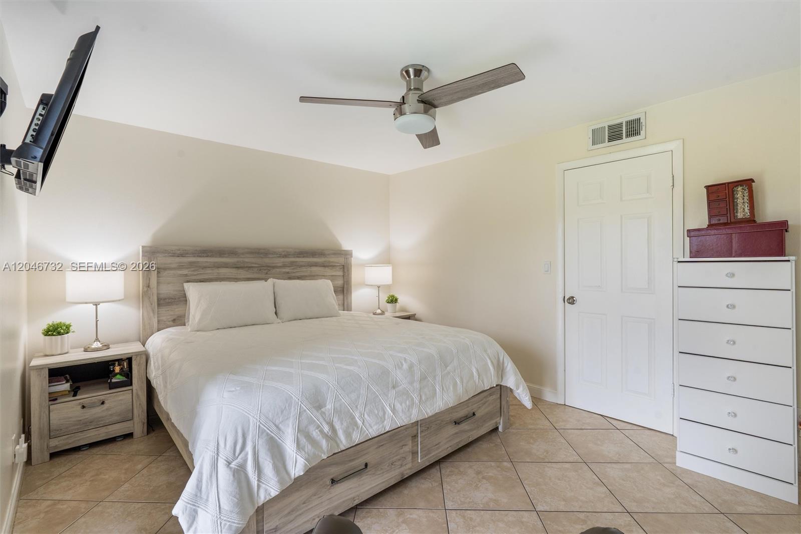 9101 Sunrise Lakes Blvd Unit: 202