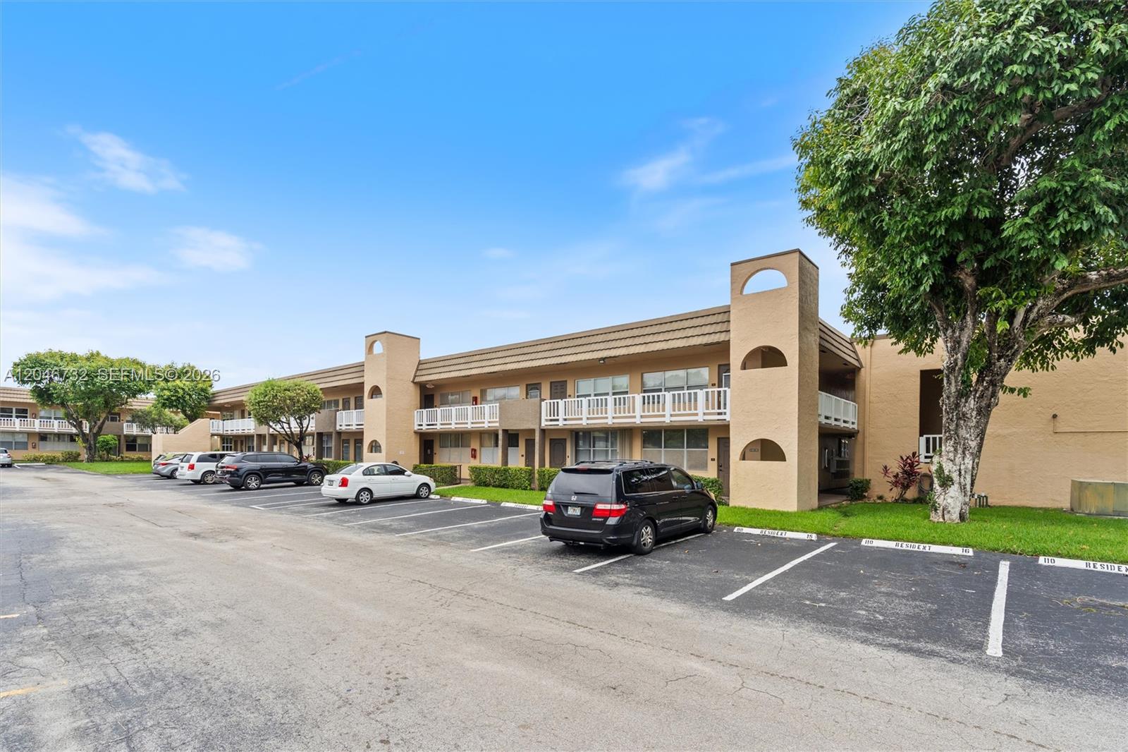 9101 Sunrise Lakes Blvd Unit: 202