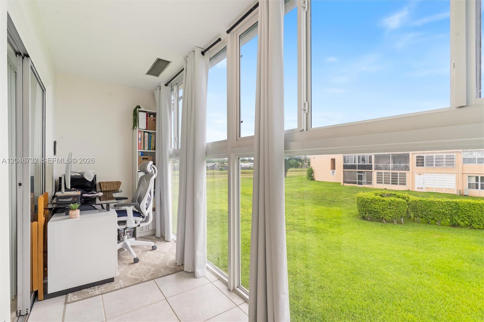 9101 Sunrise Lakes Blvd Unit: 202