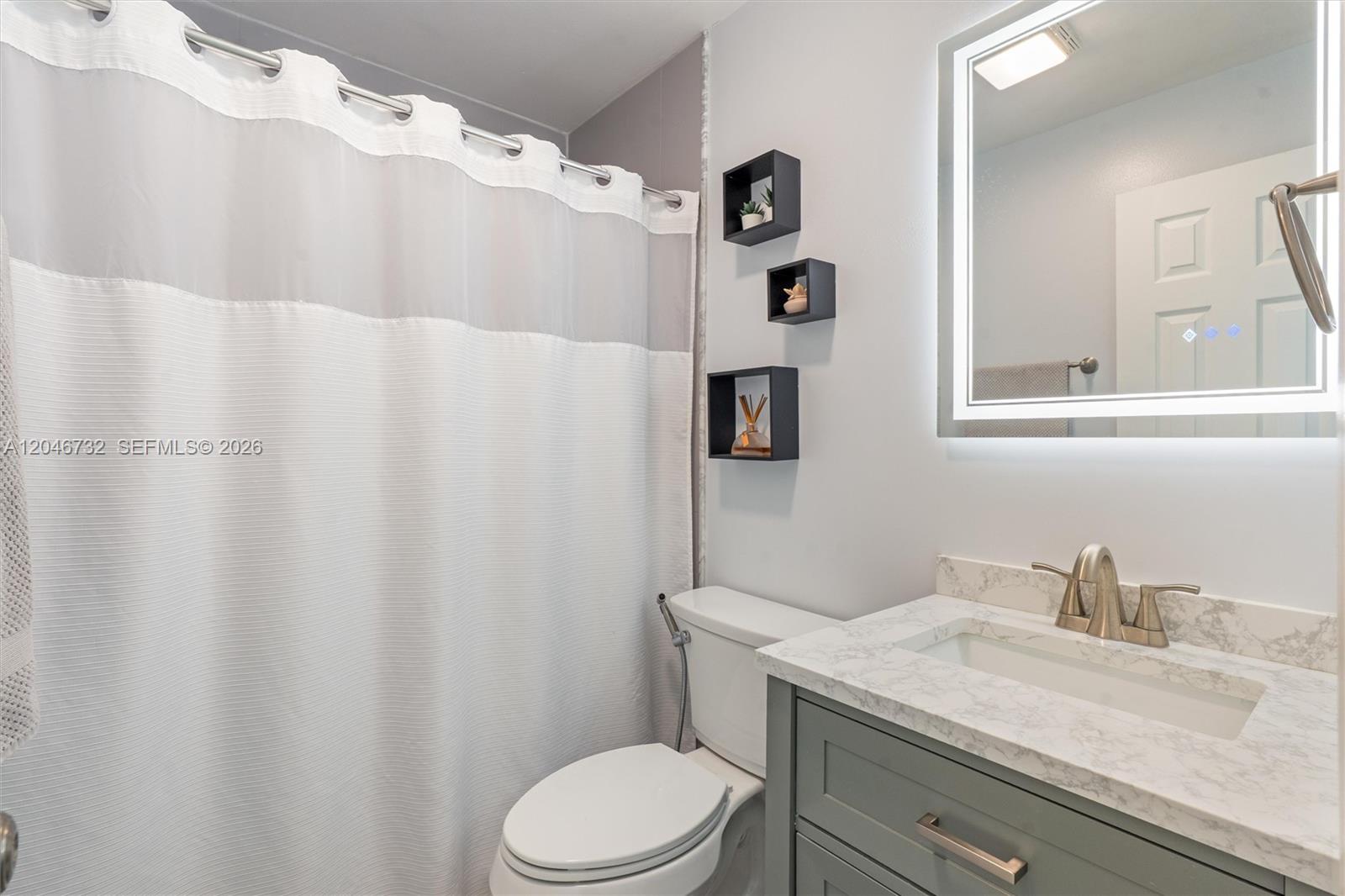 9101 Sunrise Lakes Blvd Unit: 202