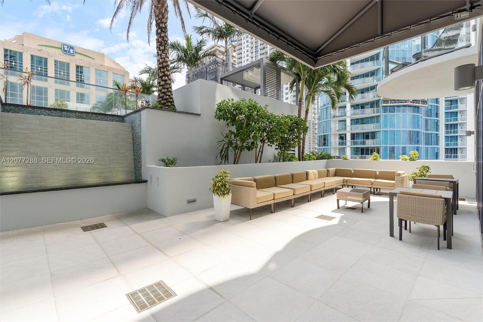 100 E Las Olas Blvd # 4203