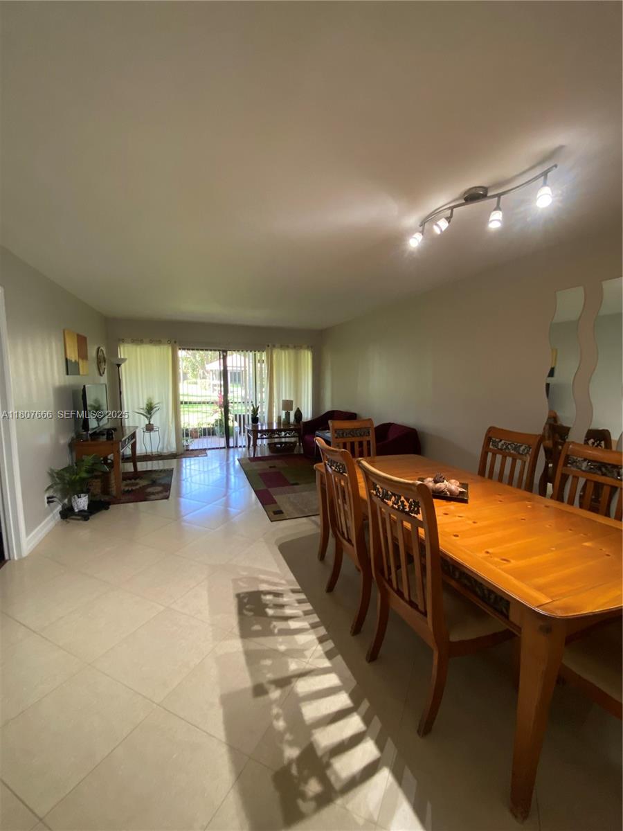 1945 SW 15th Street 61