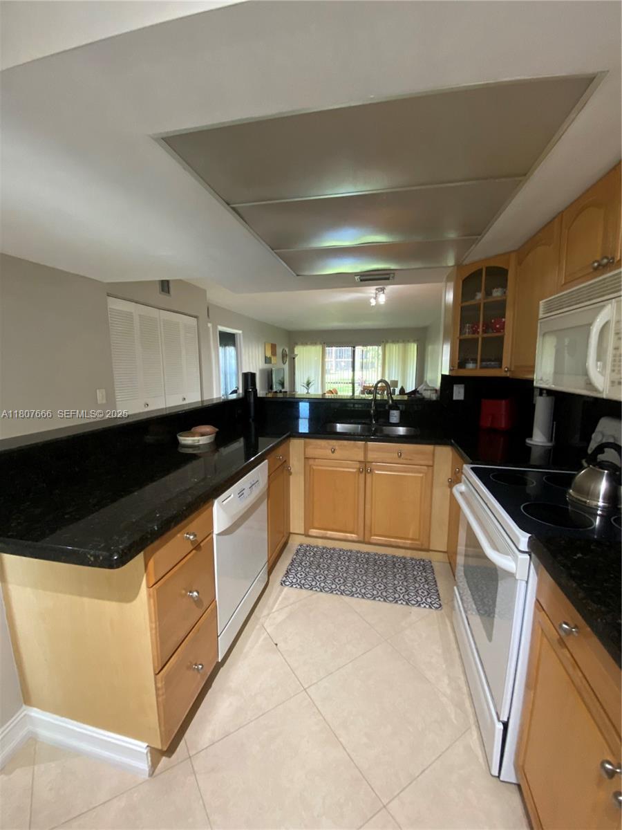 1945 SW 15th Street 61
