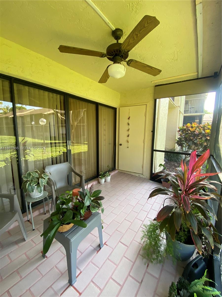 1945 SW 15th Street 61