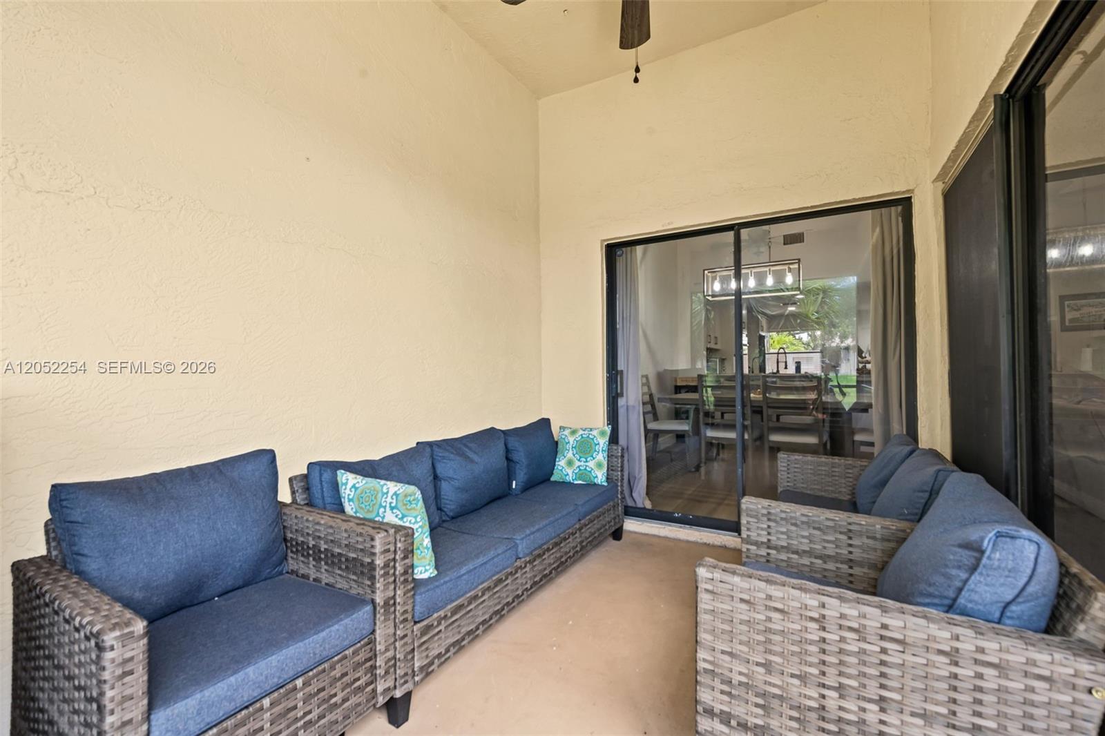 5285 Monterey Circle I-(60)