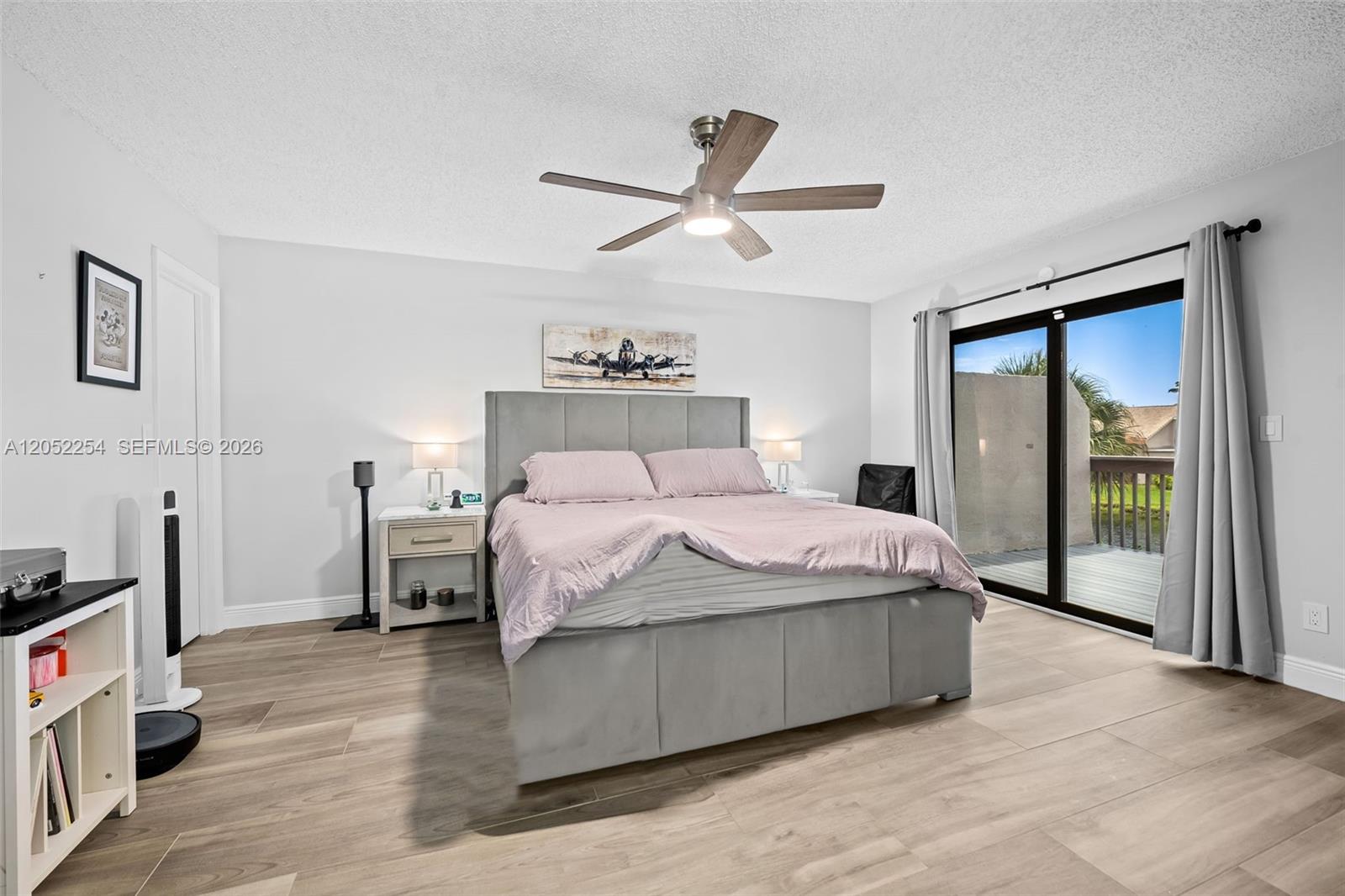 5285 Monterey Circle I-(60)