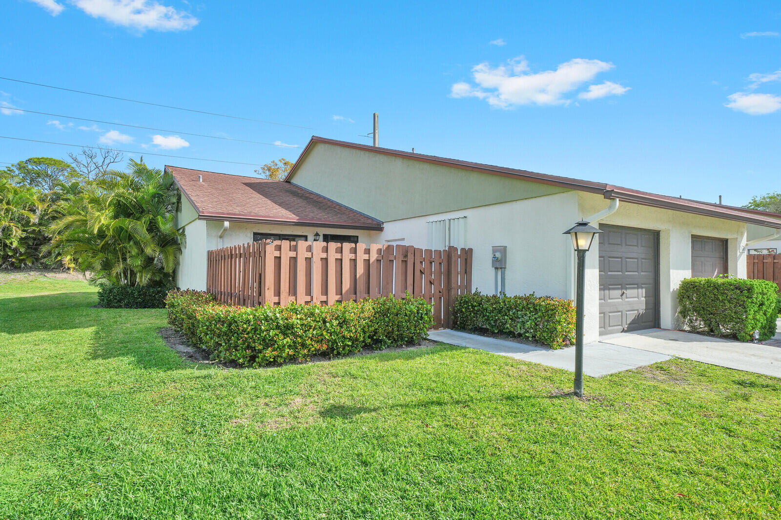 3789 Cocoloba Lane