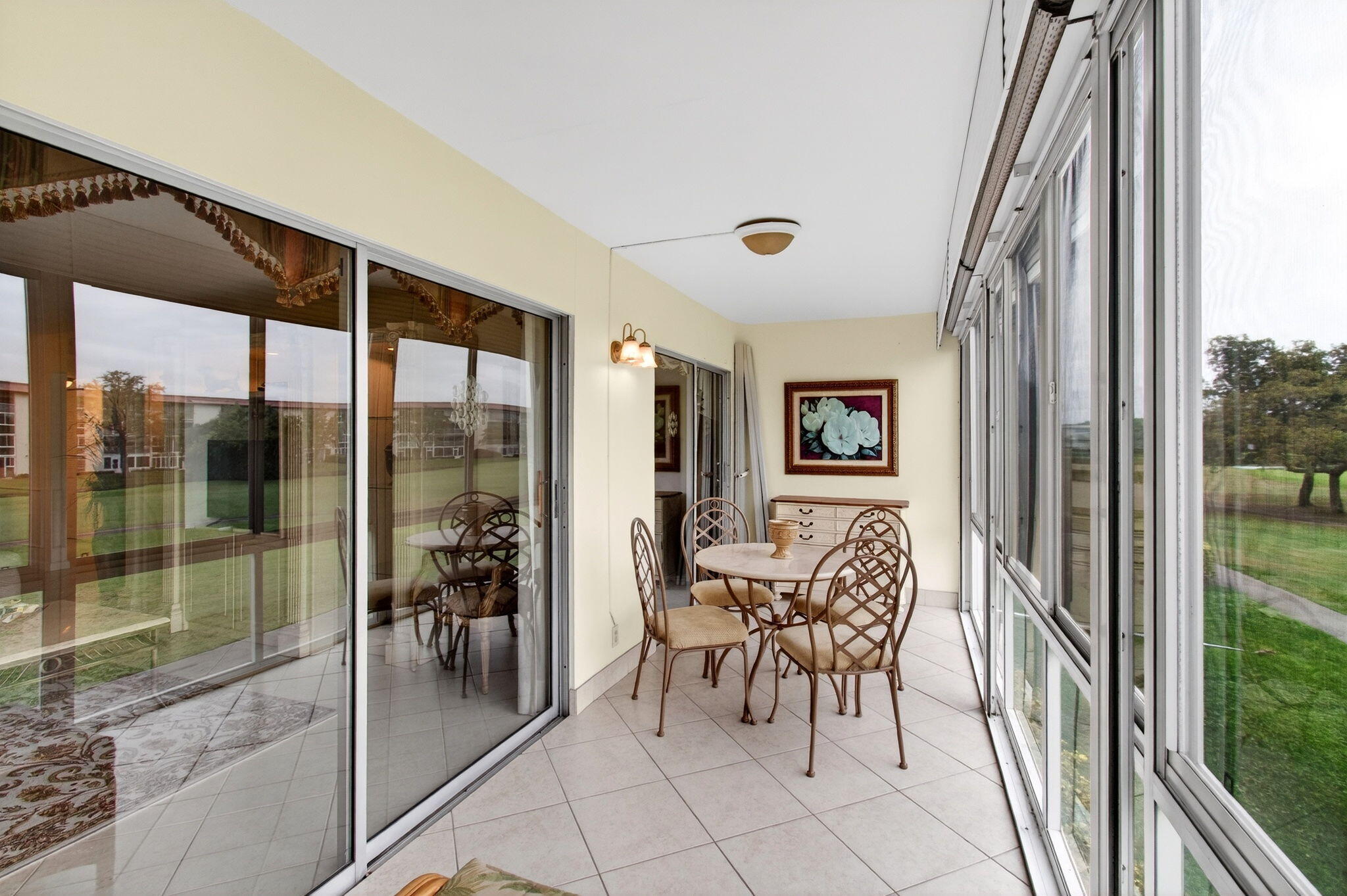 2902 Victoria Circle J-2