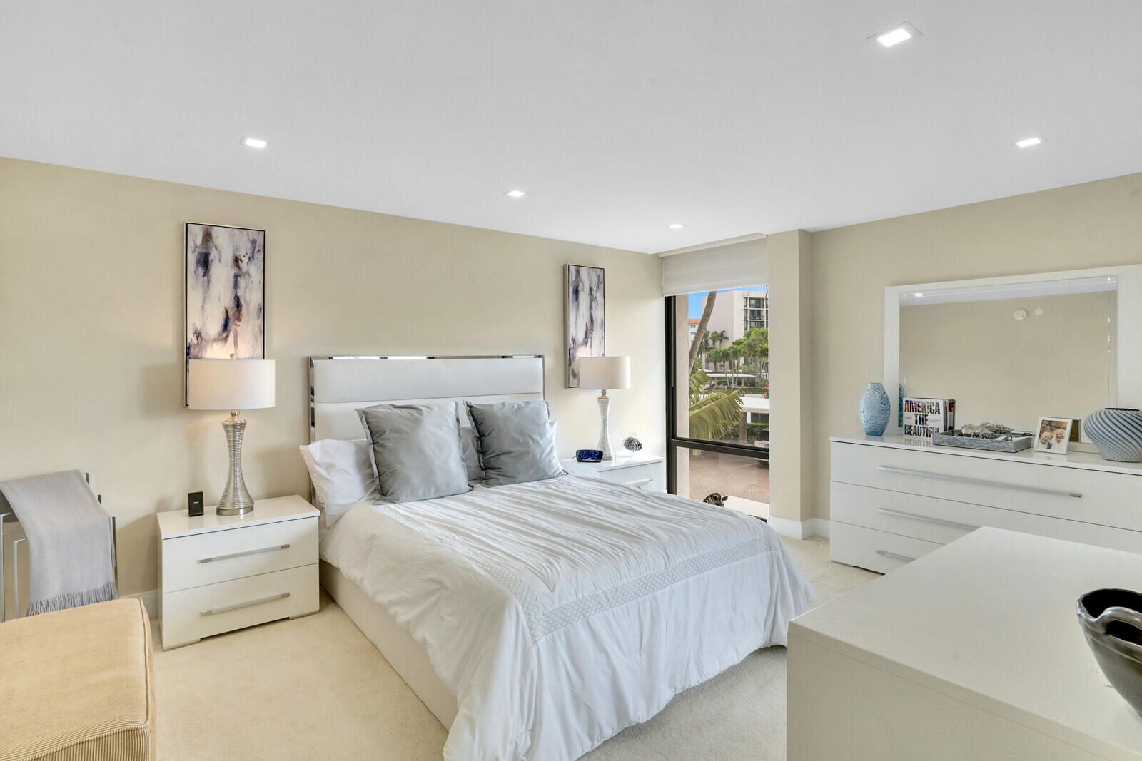 2697 N Ocean Boulevard F-205