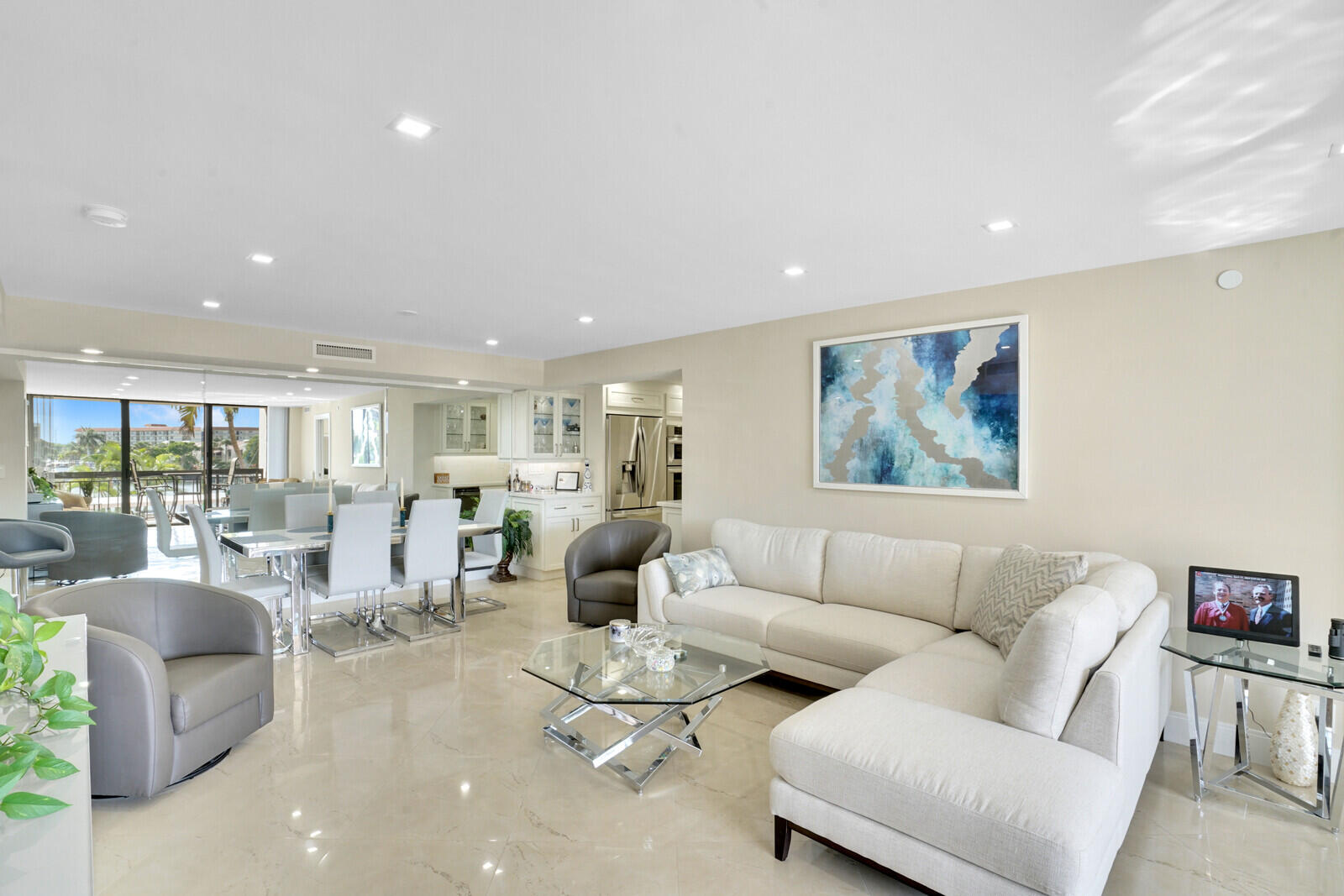 2697 N Ocean Boulevard F-205