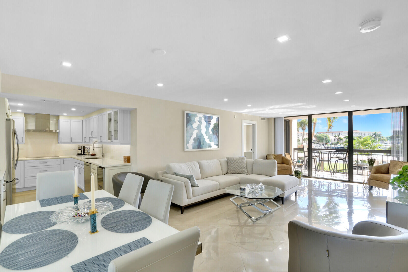 2697 N Ocean Boulevard F-205
