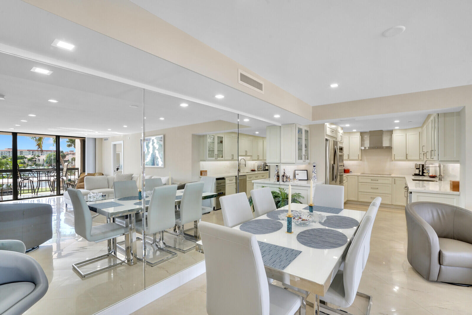 2697 N Ocean Boulevard F-205