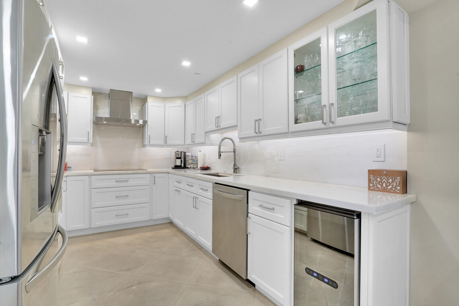 2697 N Ocean Boulevard F-205
