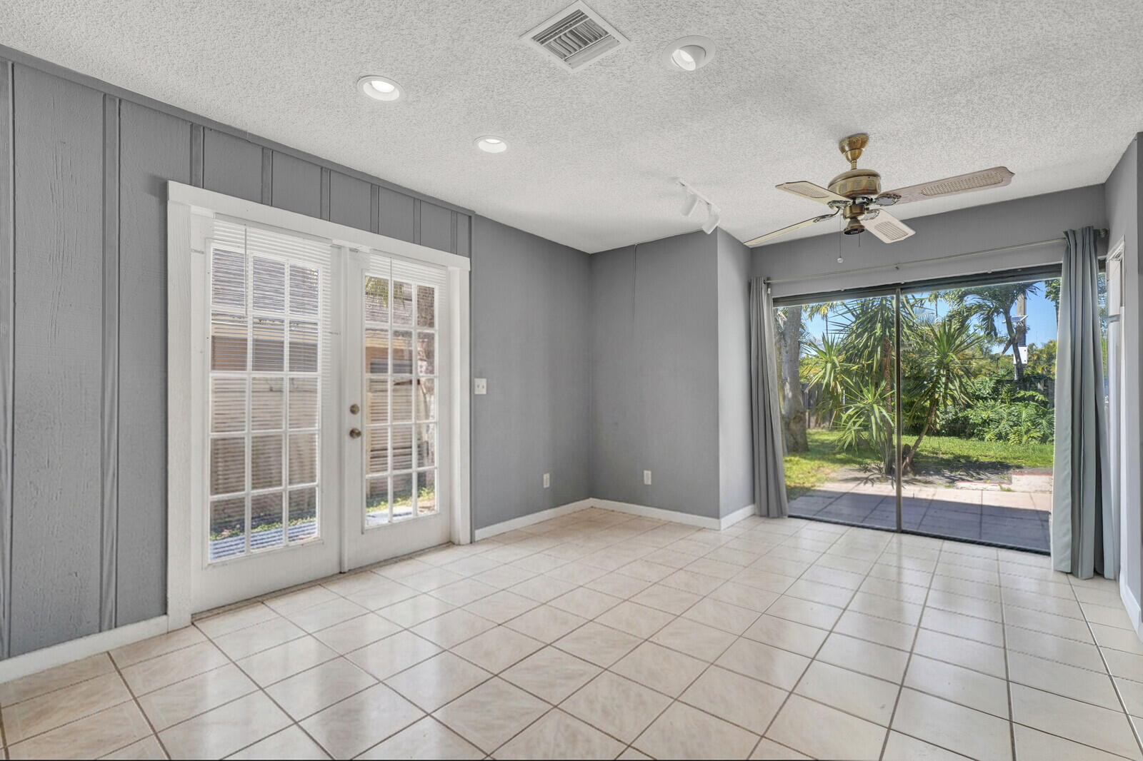 6599 Pond Apple Road