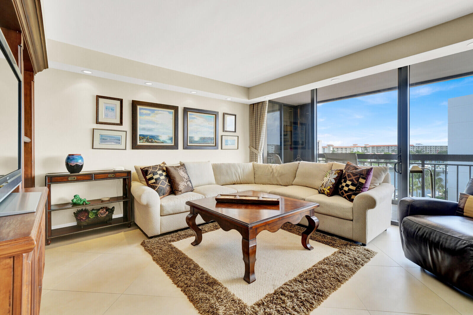 2697 N Ocean Boulevard F-501