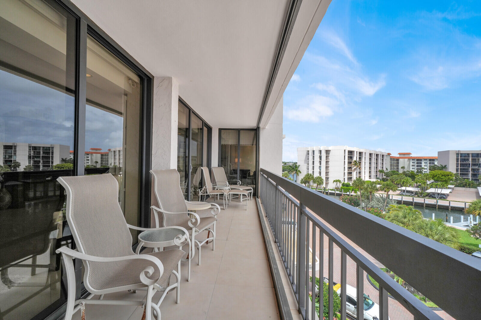 2697 N Ocean Boulevard F-501
