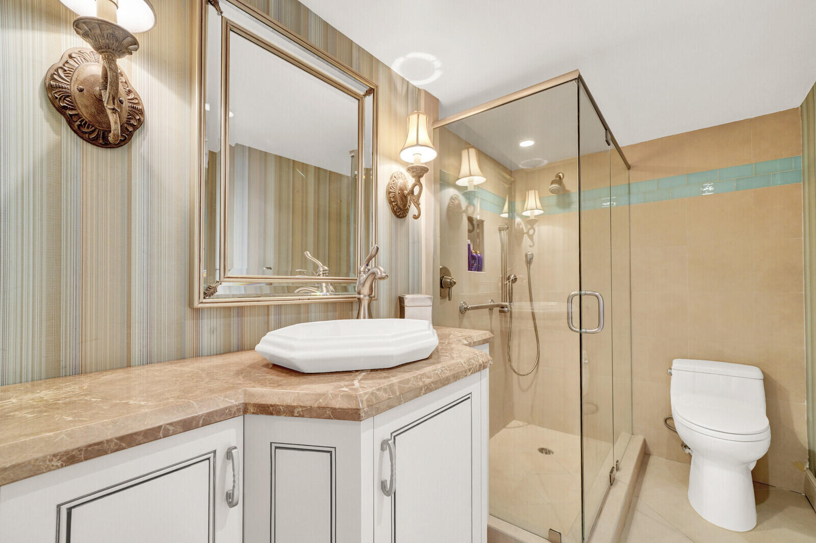 2697 N Ocean Boulevard F-501