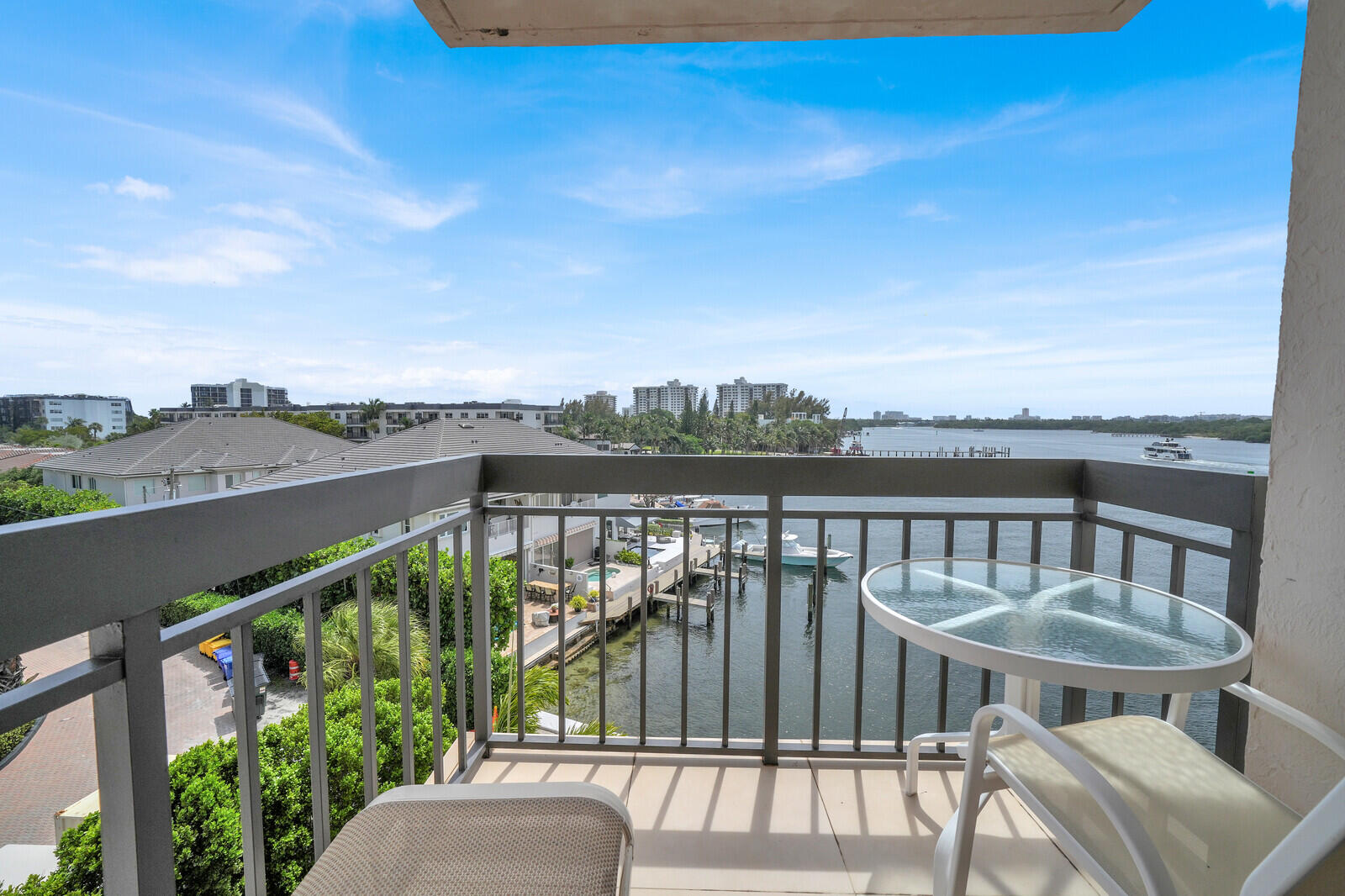 2697 N Ocean Boulevard F-501