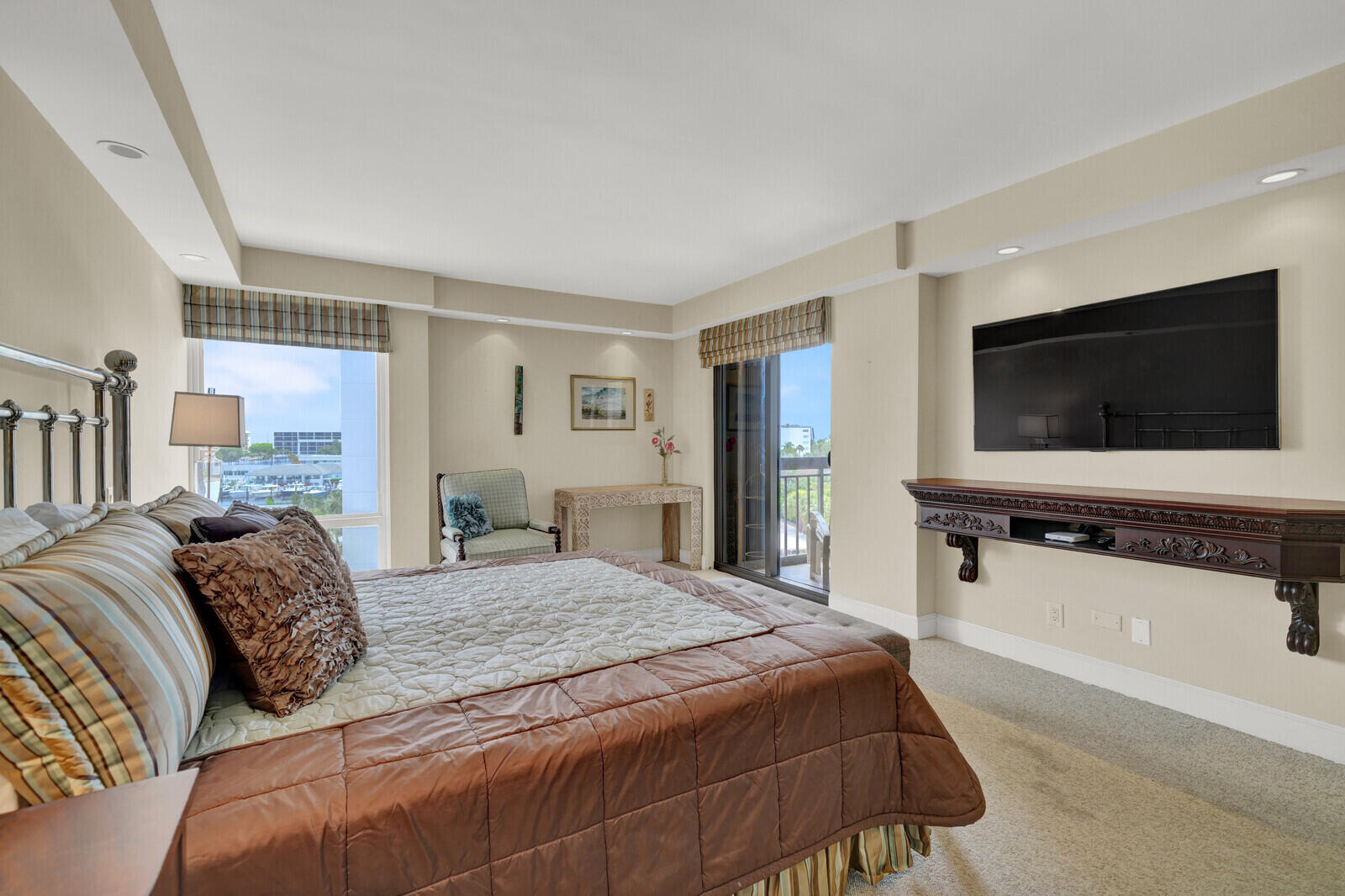 2697 N Ocean Boulevard F-501