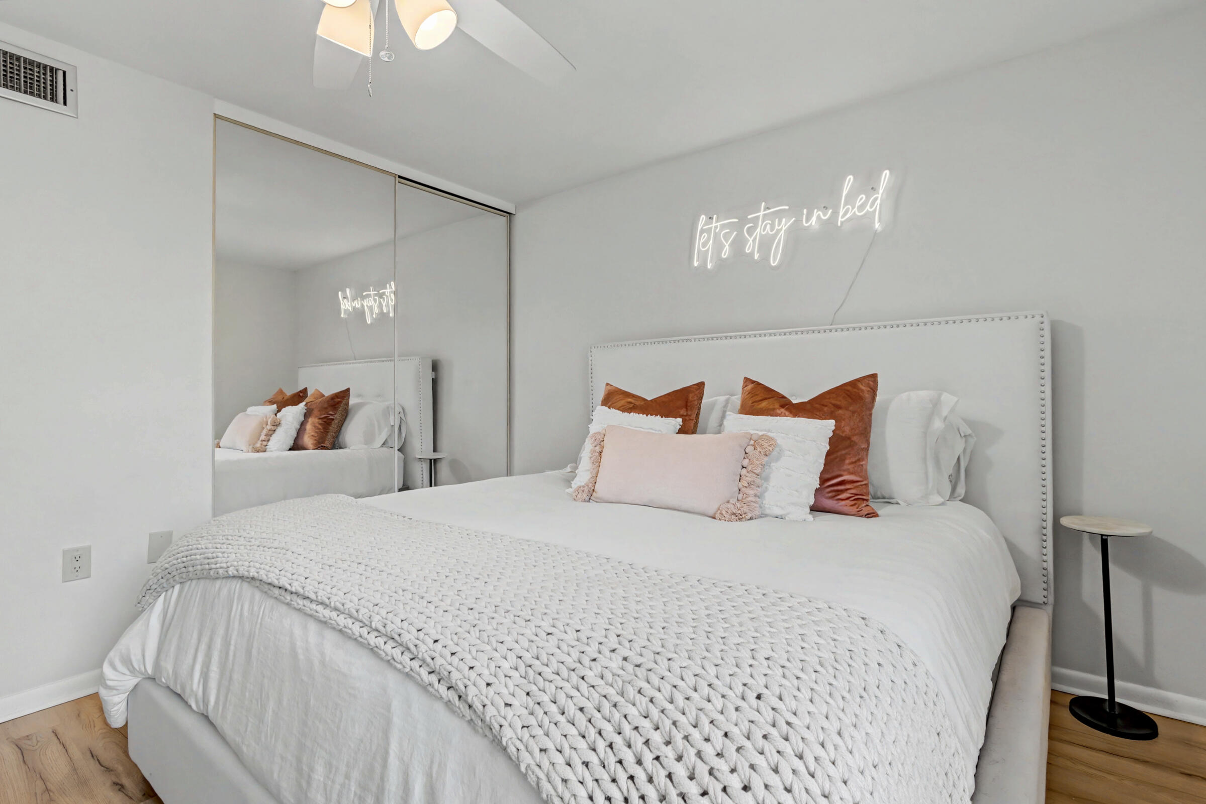 1518 Whitehall Drive 204