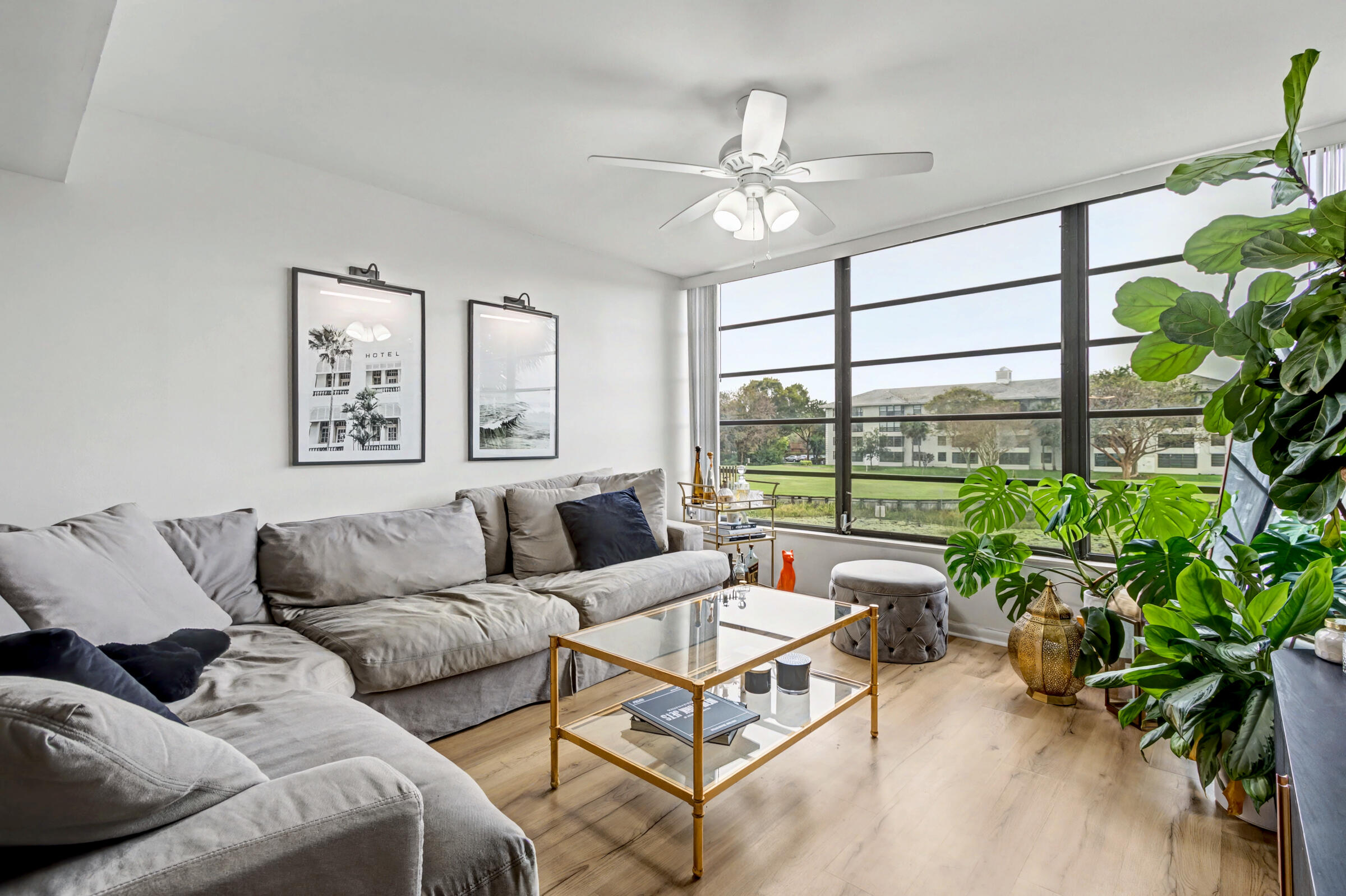 1518 Whitehall Drive 204