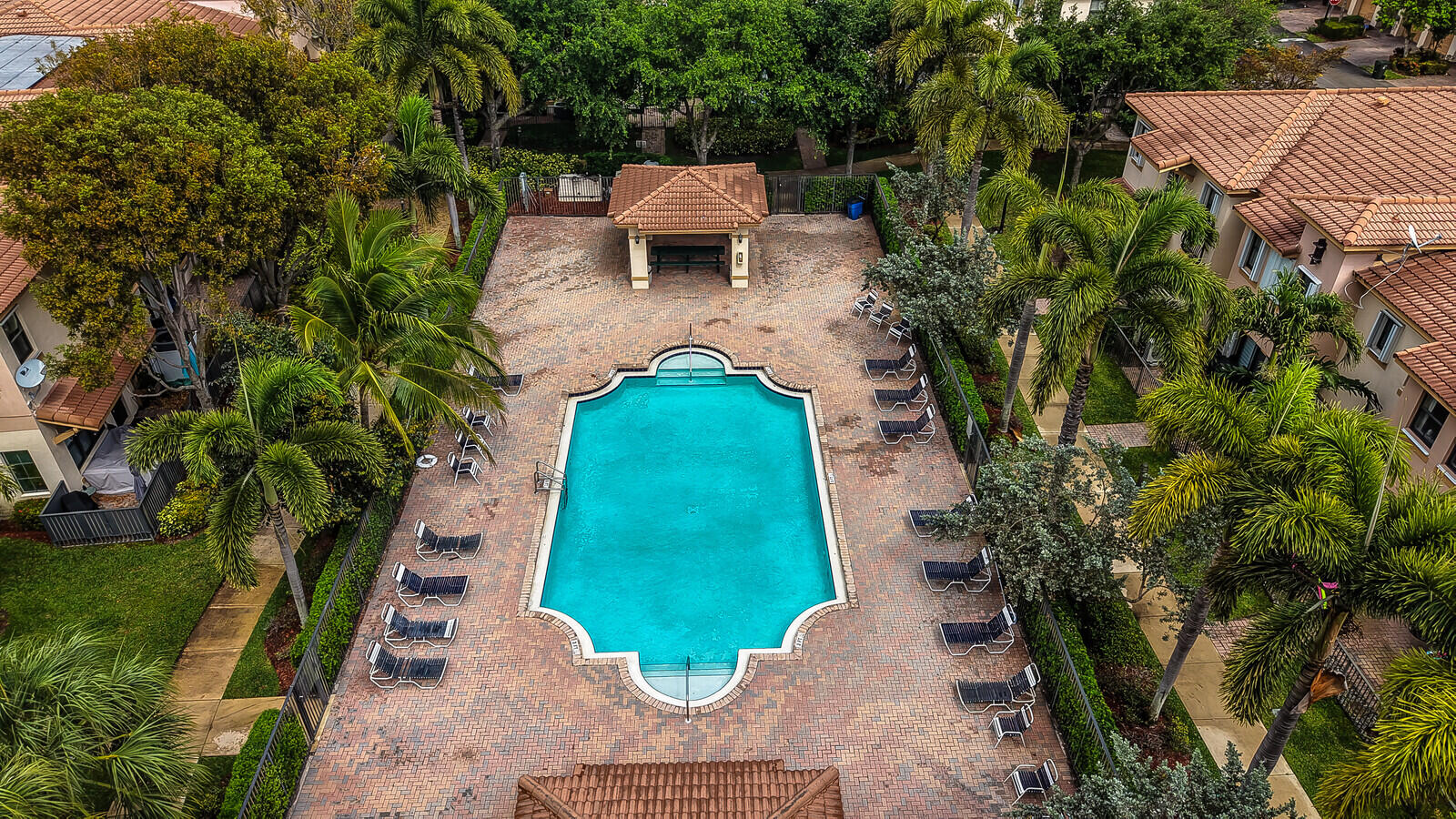 4742 Grand Cypress Circle N