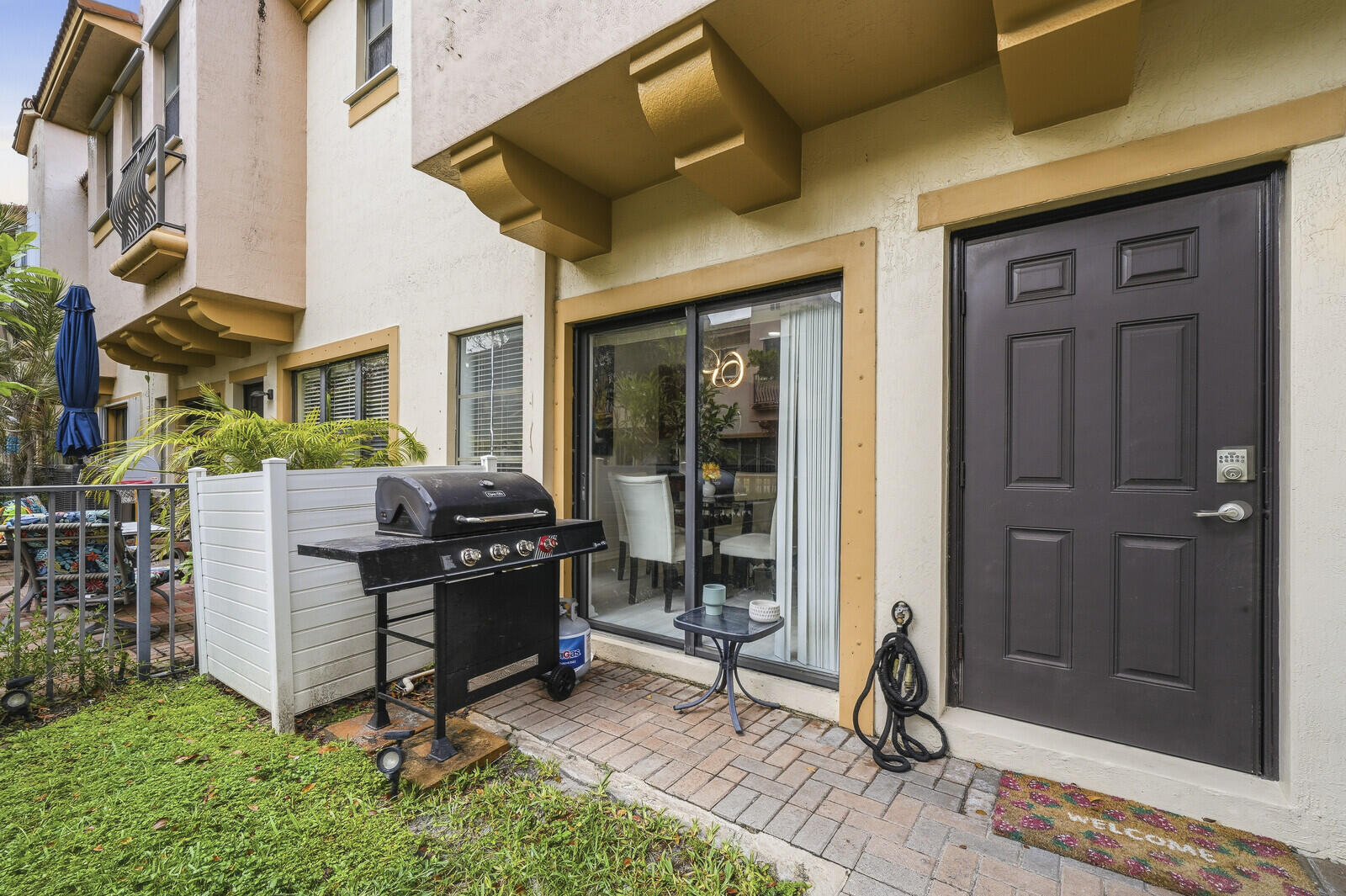 4742 Grand Cypress Circle N