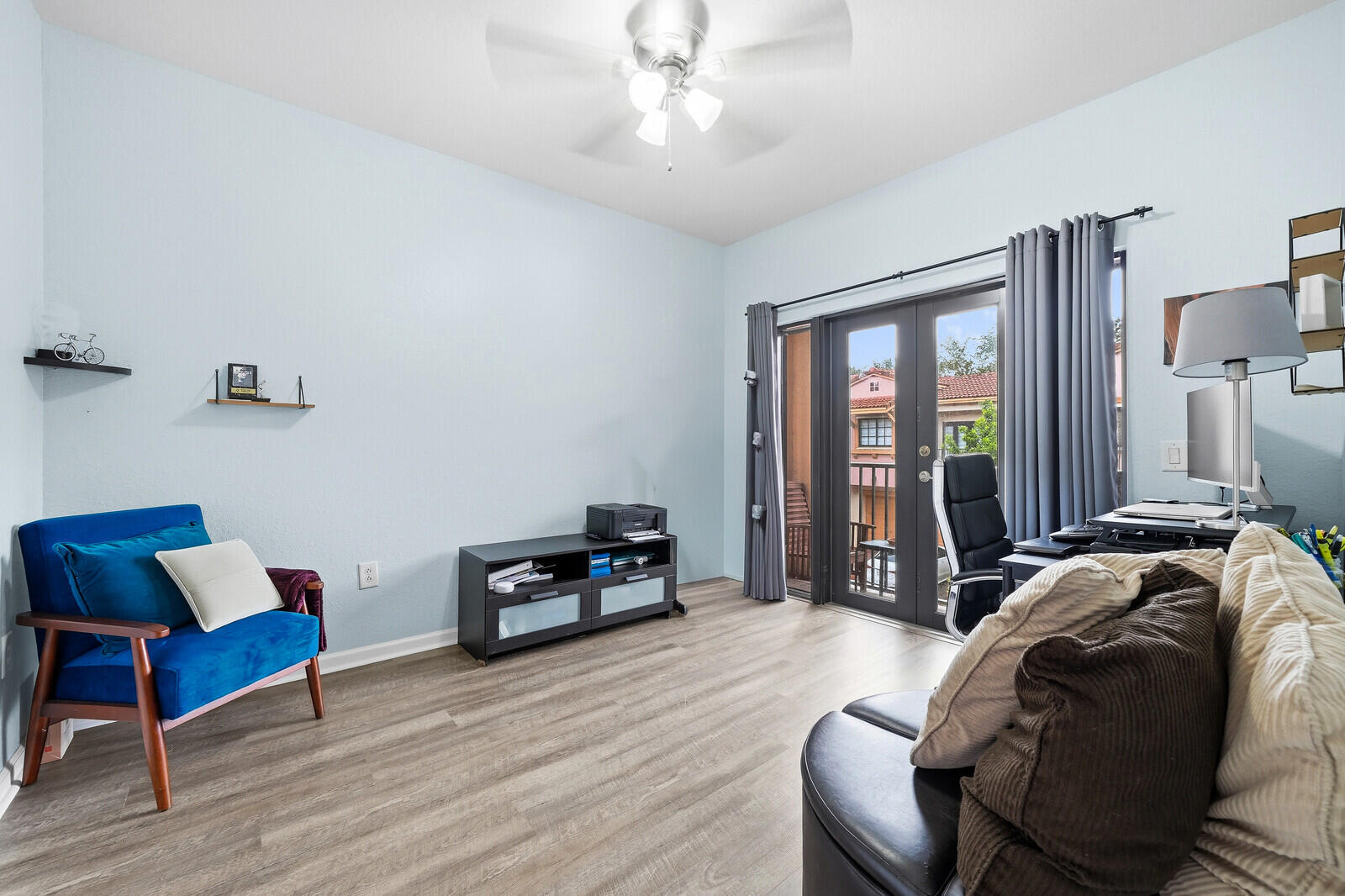 4742 Grand Cypress Circle N