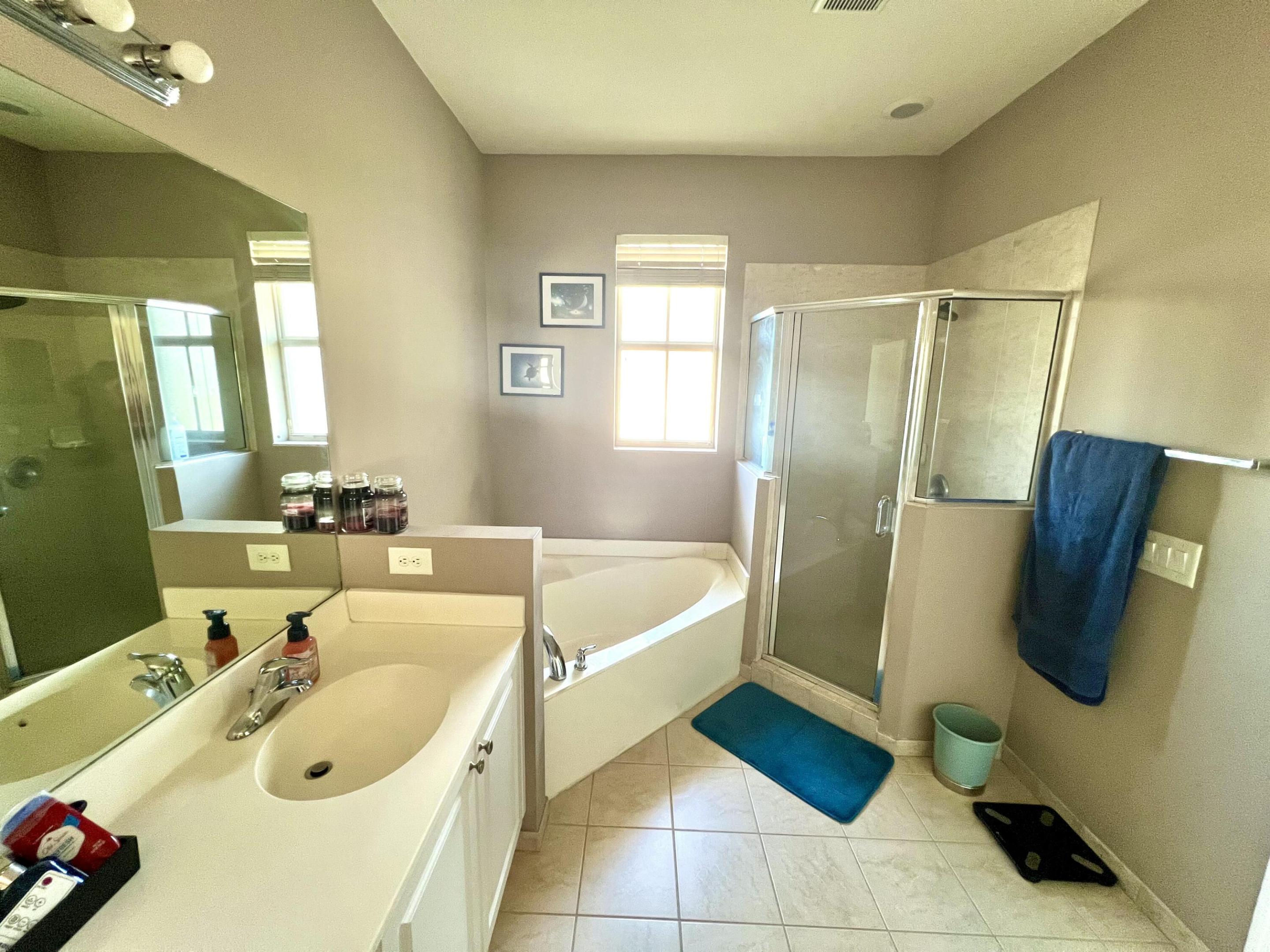 4501 Mimosa Terrace 1401