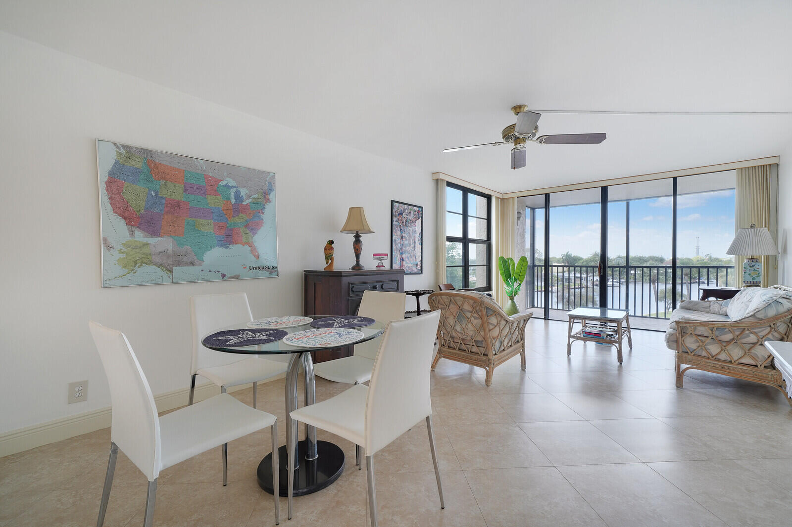 8 Royal Palm Way 401