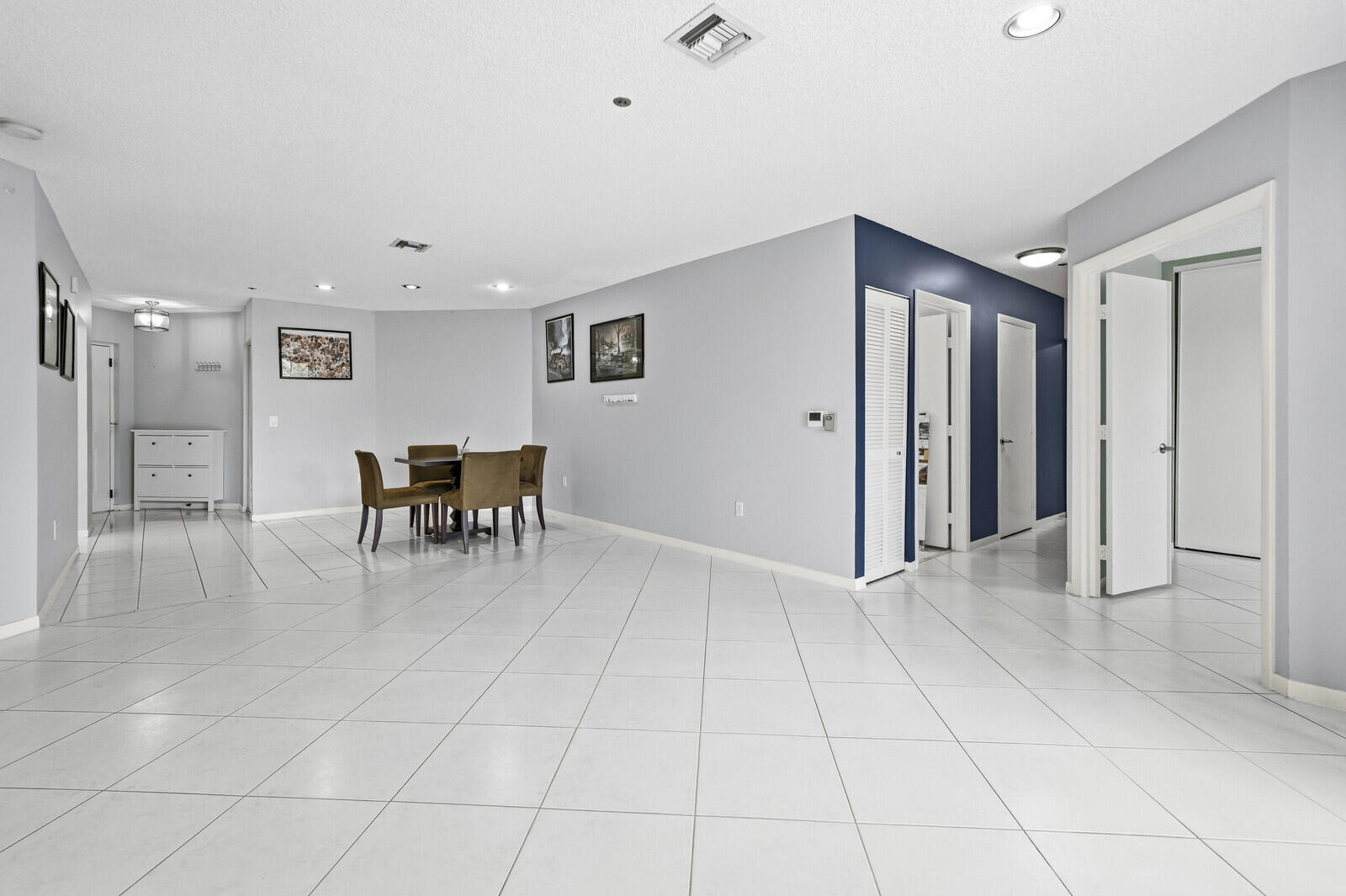 5155 Europa Drive J