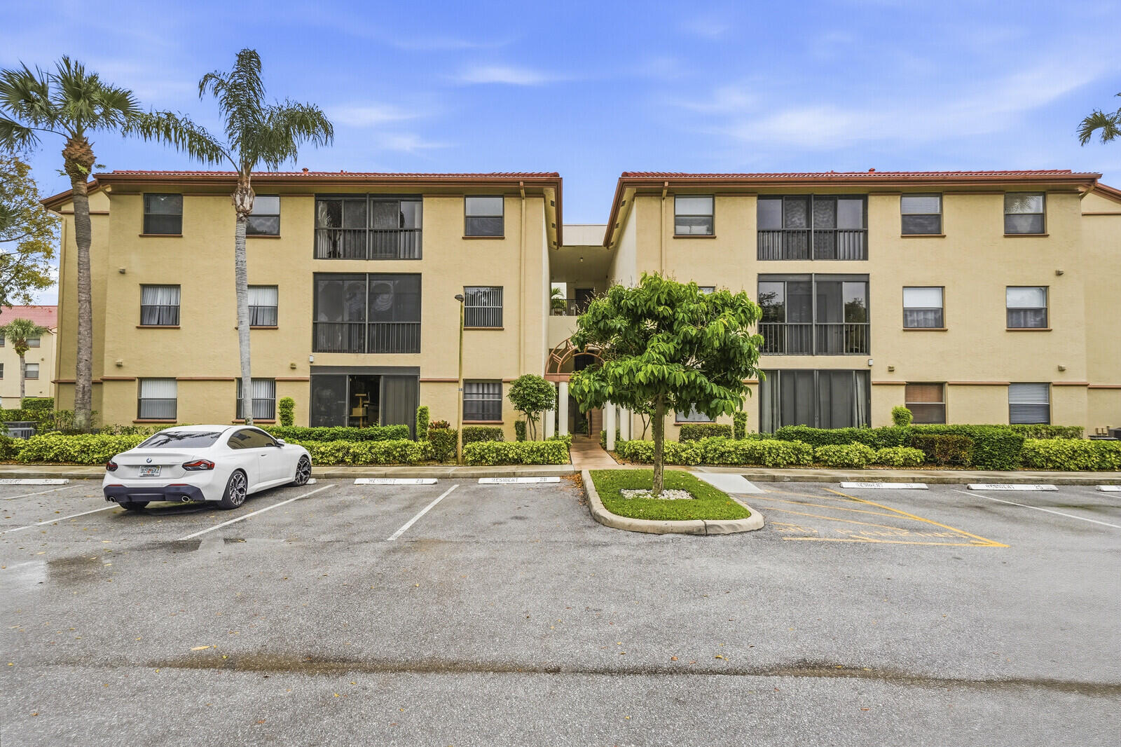 5155 Europa Drive J