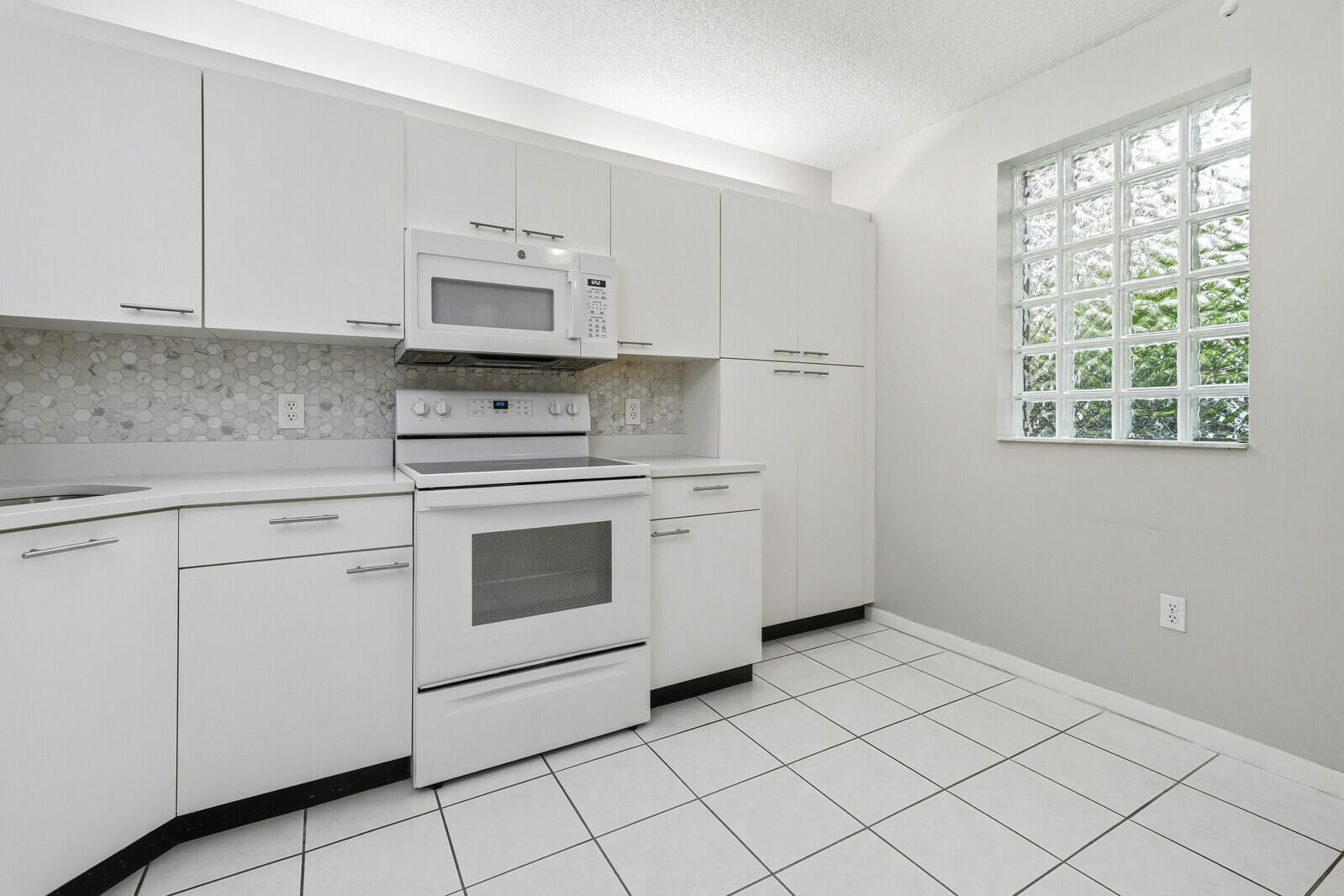 5155 Europa Drive J