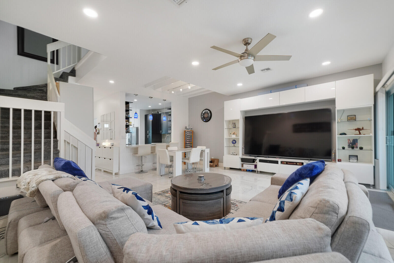 4807 S Hemingway Circle