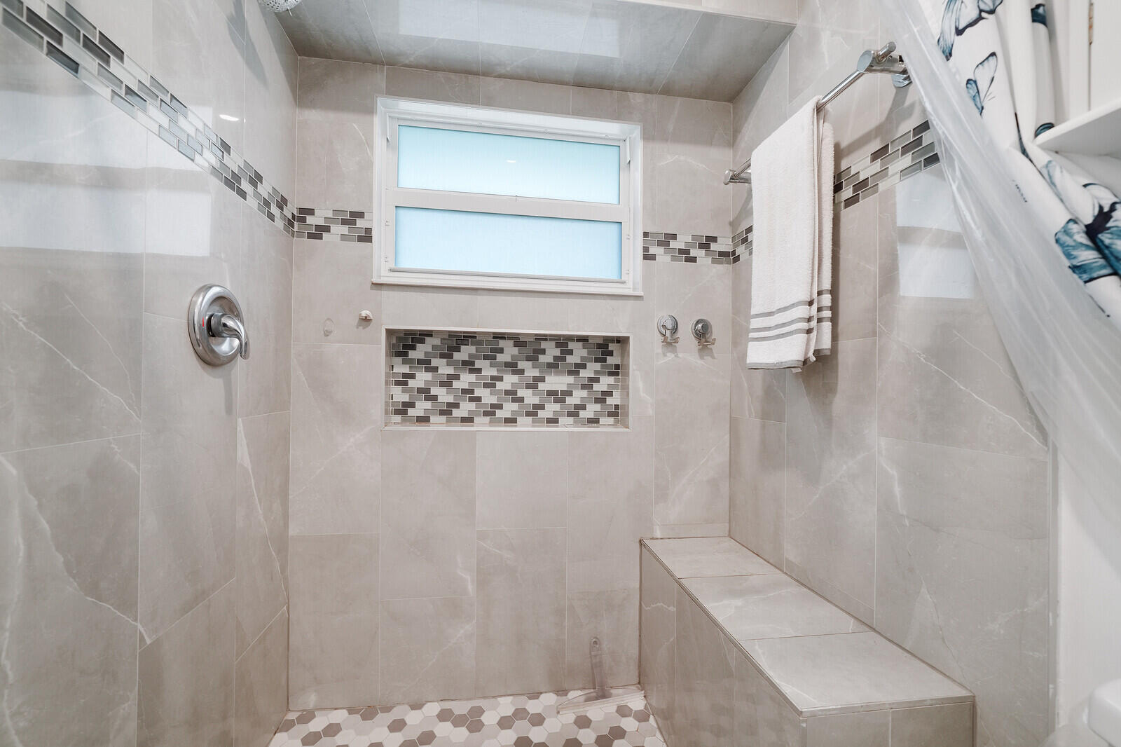 4807 S Hemingway Circle