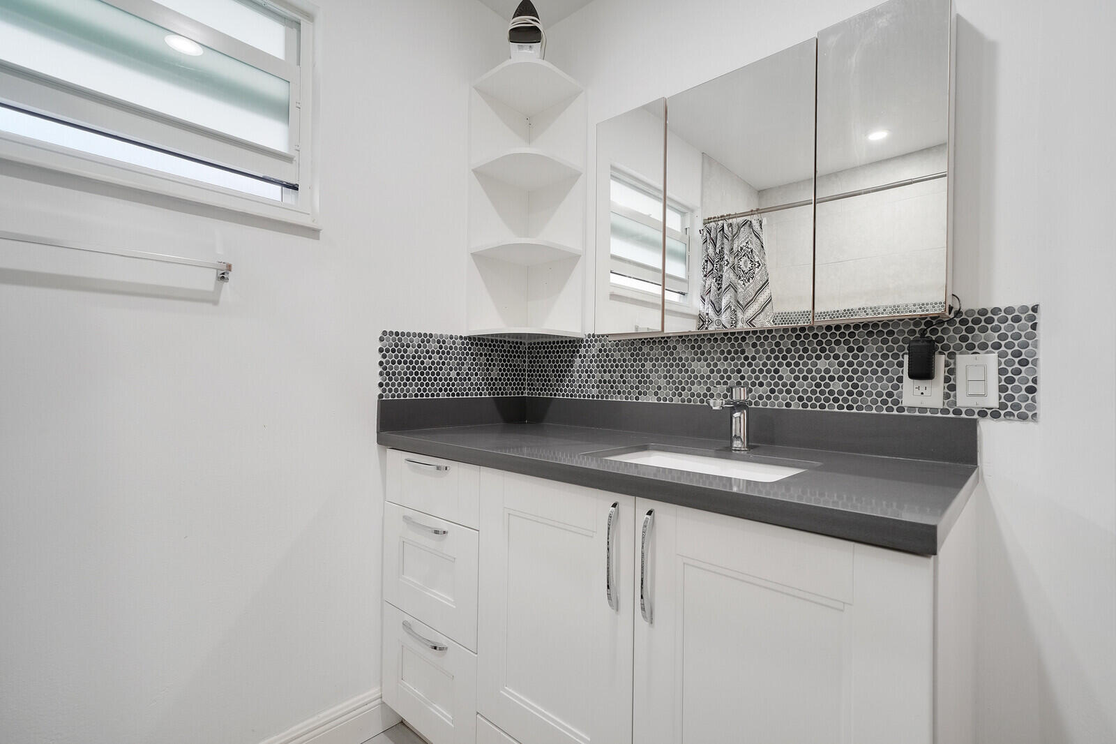 4807 S Hemingway Circle