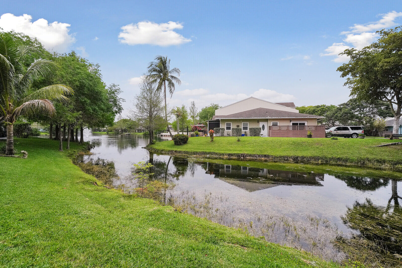 4807 S Hemingway Circle